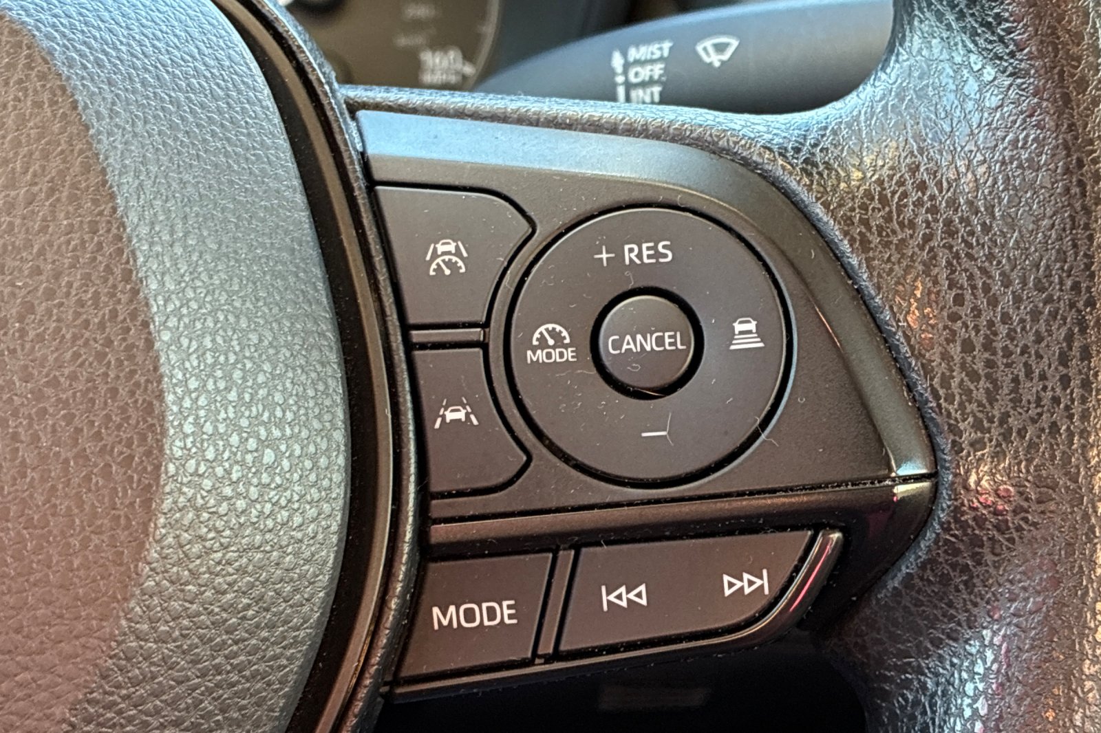 Used 2025 Classic Silver Metallic Toyota LE image 32