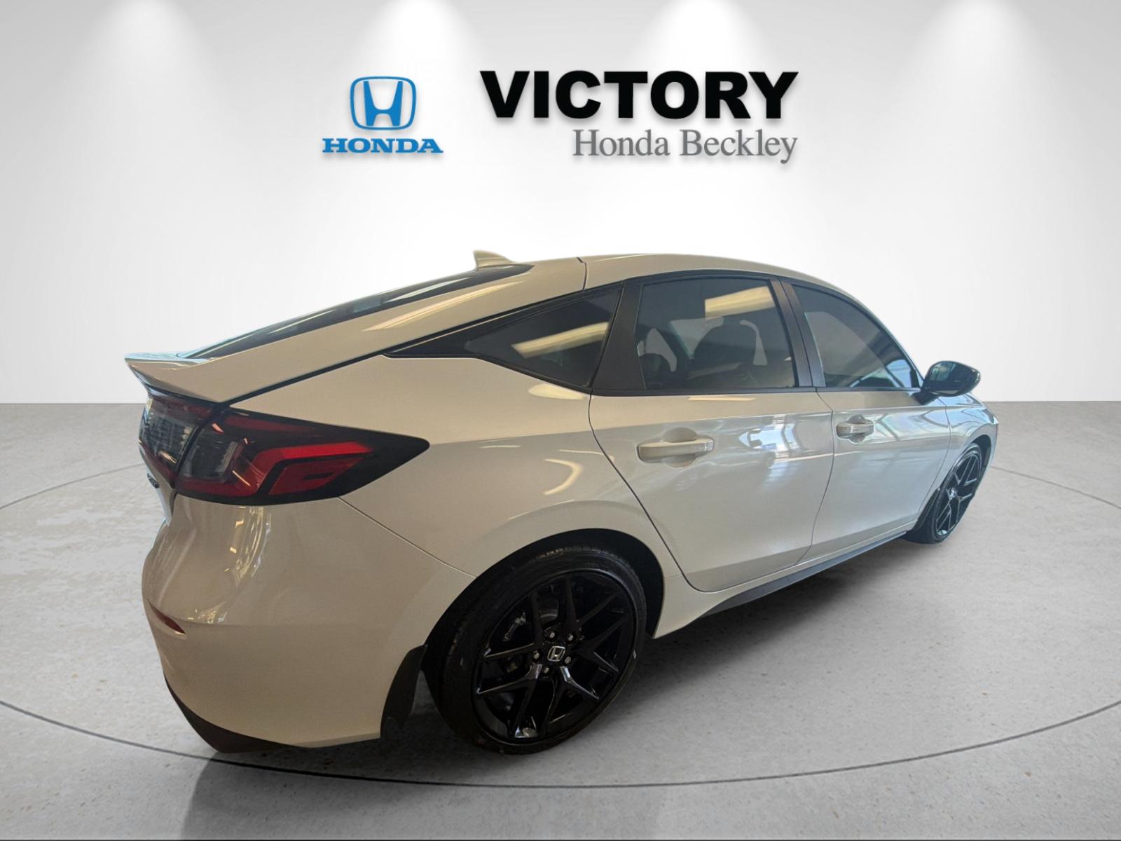 New 2026 Platinum White Pearl Honda FWD Sport image 5