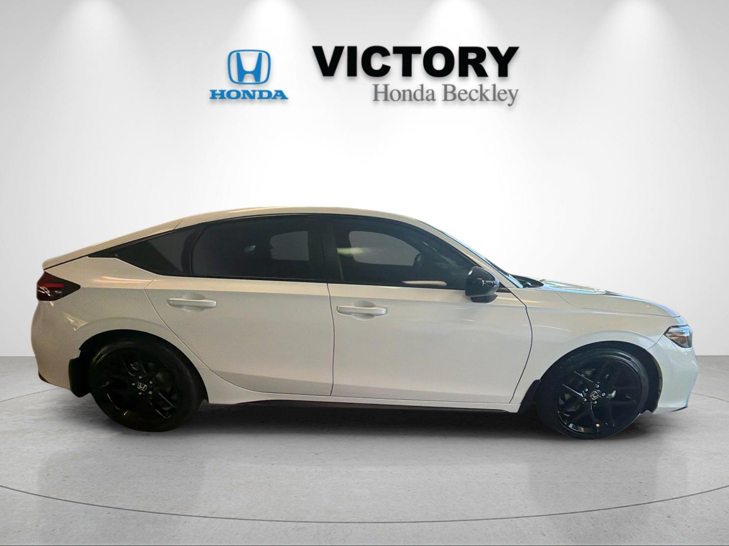 New 2026 Platinum White Pearl Honda FWD Sport image 6