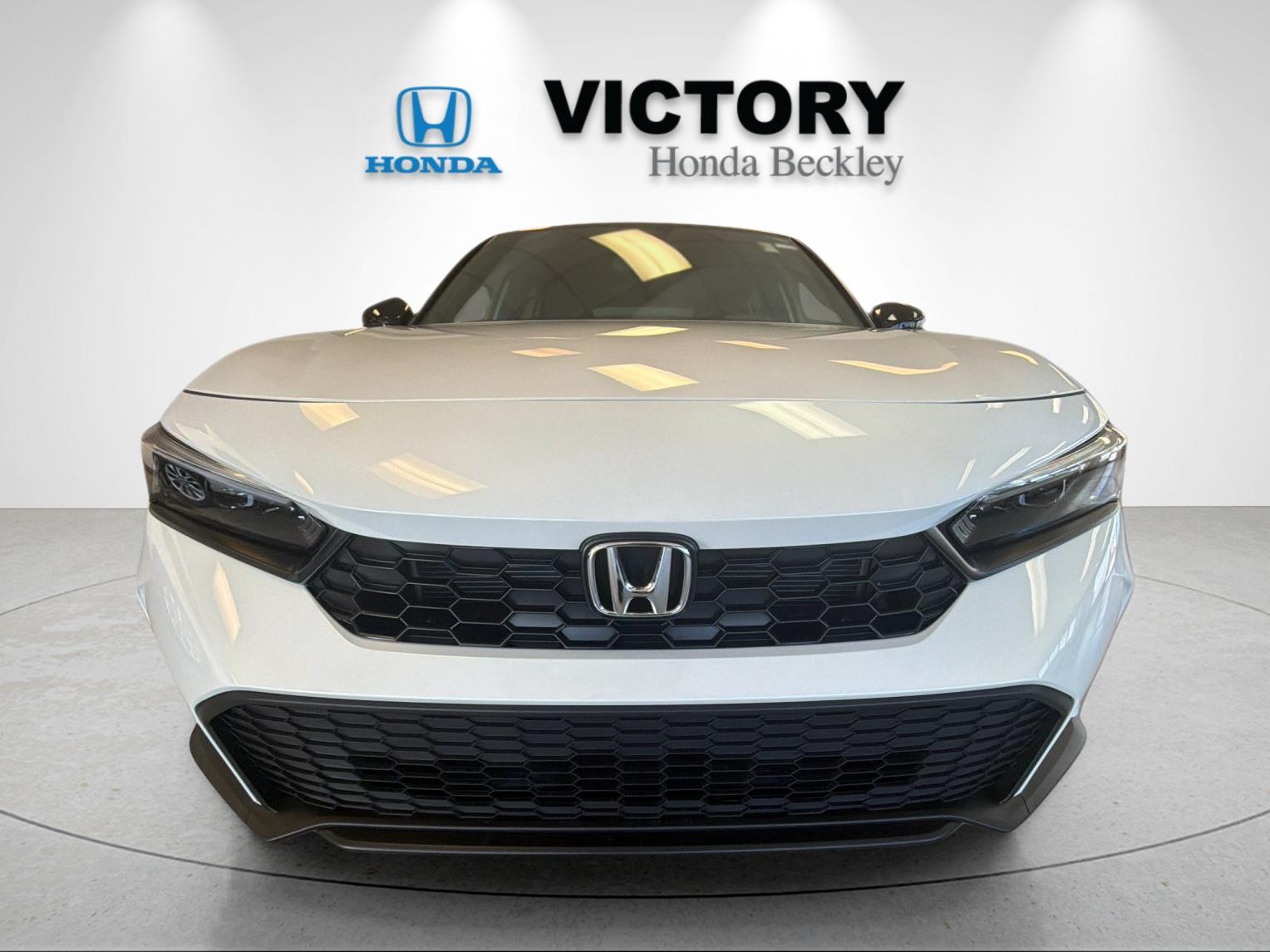 New 2026 Platinum White Pearl Honda FWD Sport image 8