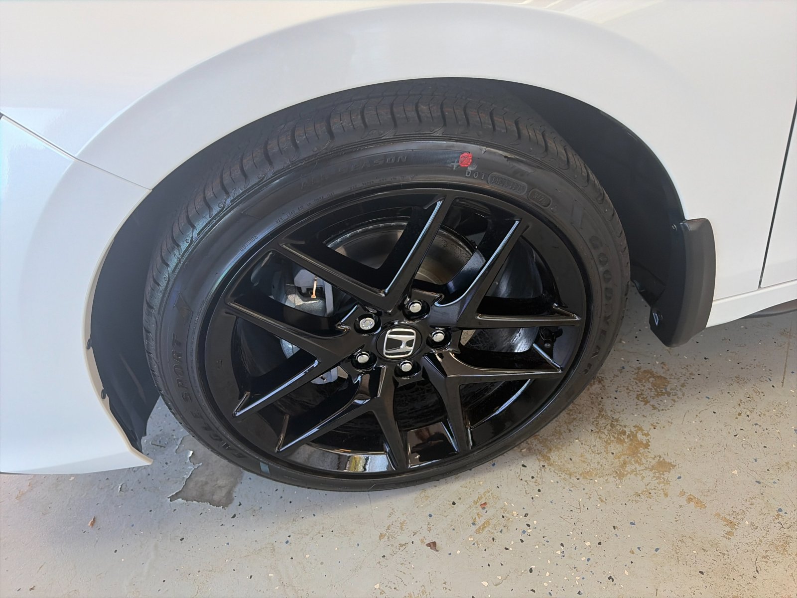 New 2026 Platinum White Pearl Honda FWD Sport image 9