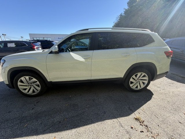 Used 2021 Pure White Volkswagen SEL image 2