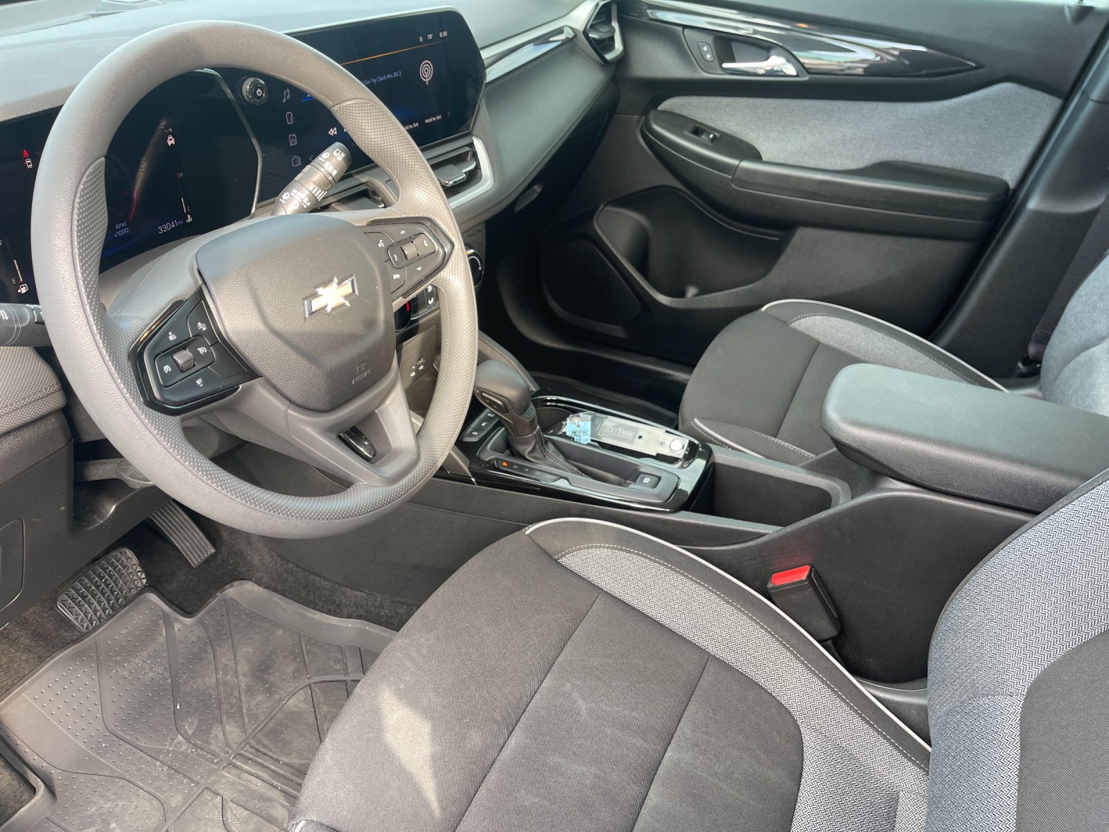 Used 2024 Black Chevrolet LS image 11