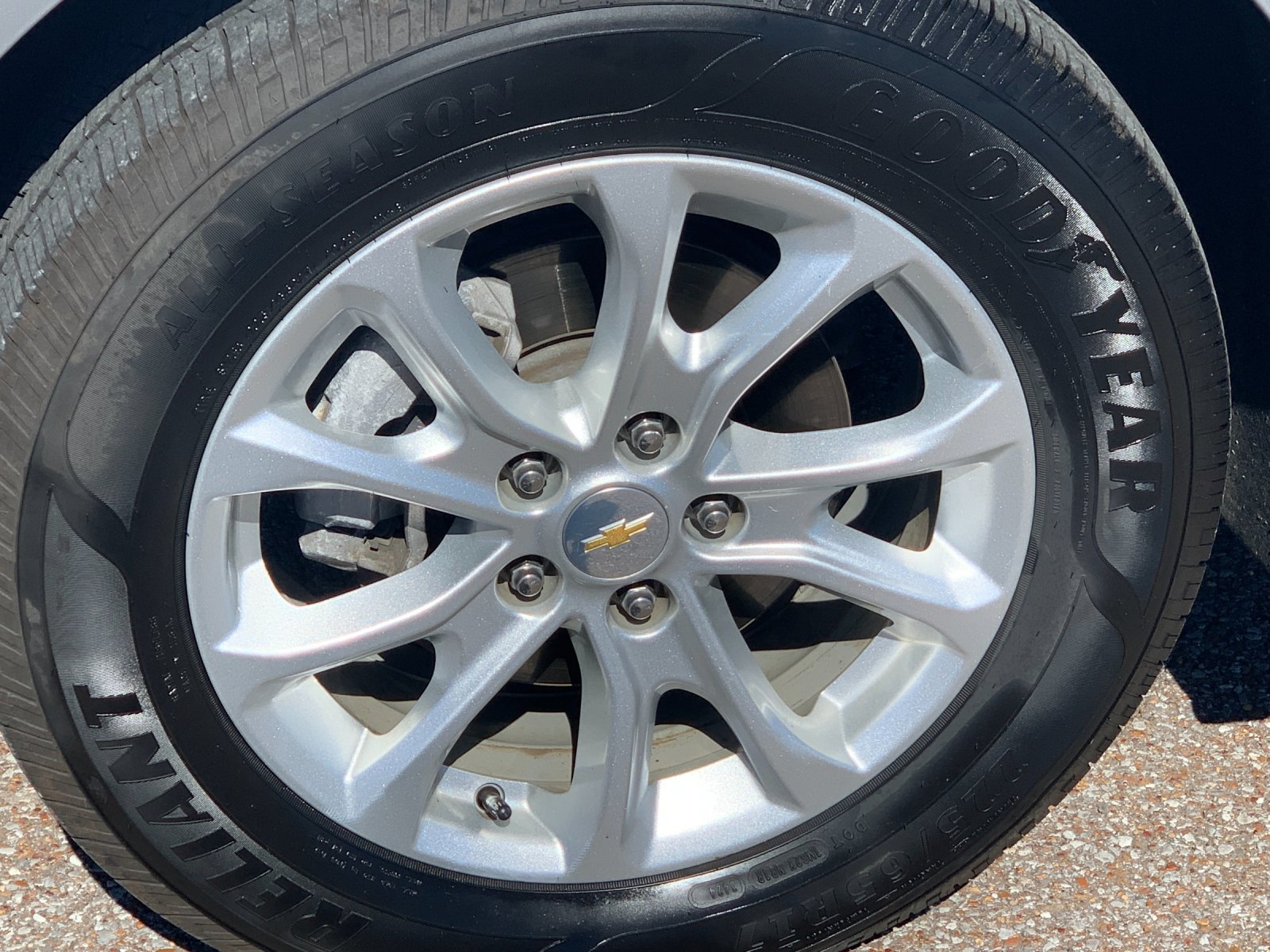 Used 2019 Silver Chevrolet LT image 33
