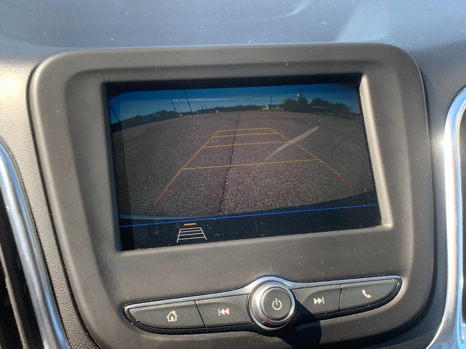 Used 2019 Silver Chevrolet LT image 23