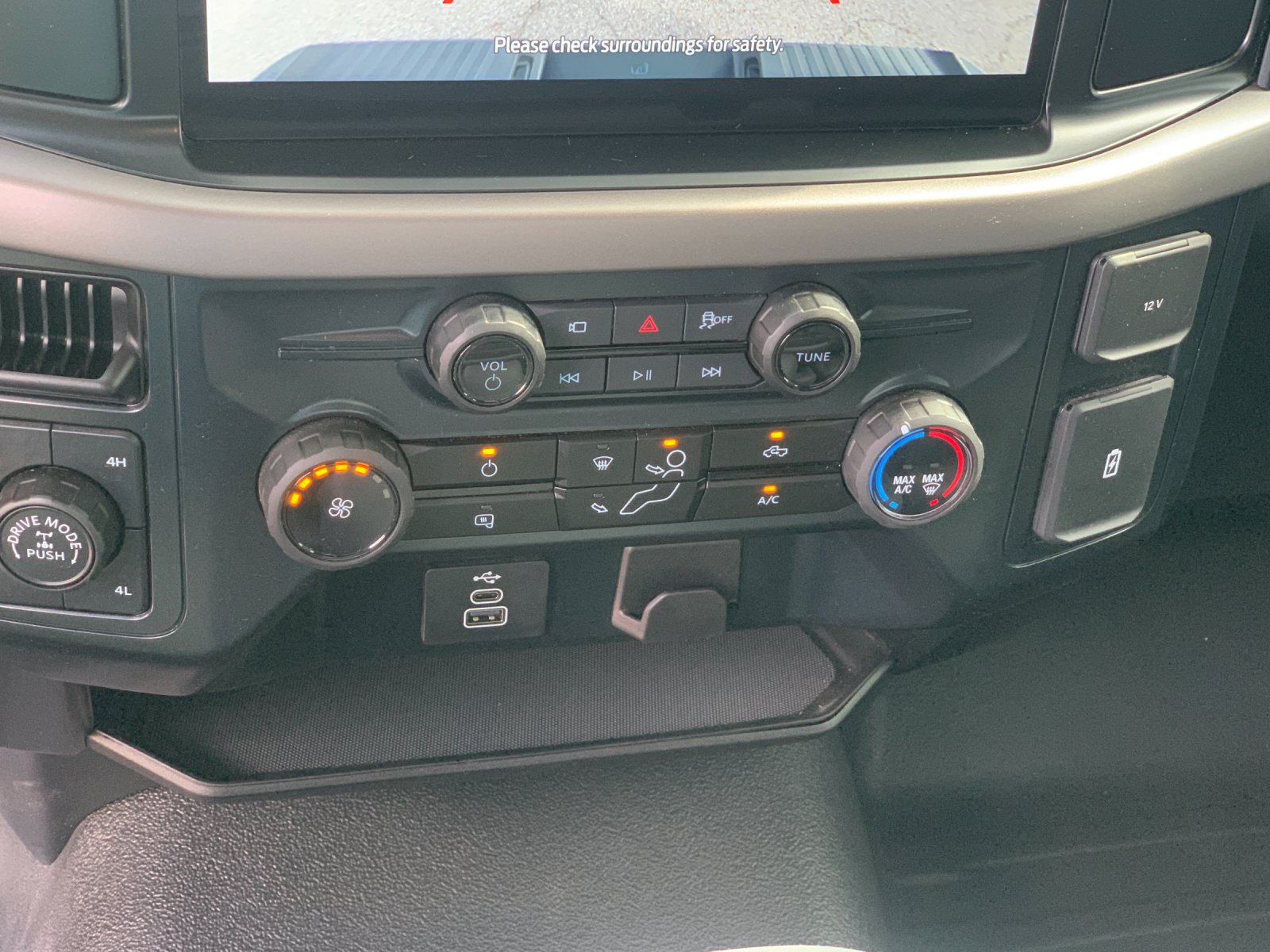 Used 2025 Black Ford XL image 21