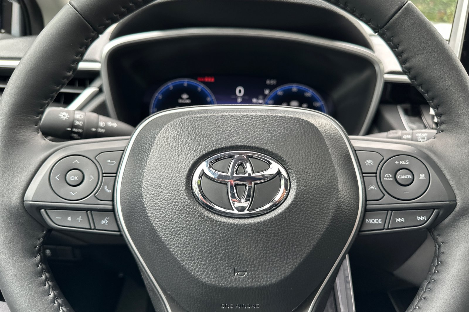 New 2026 Sonic Silver Toyota XLE image 22