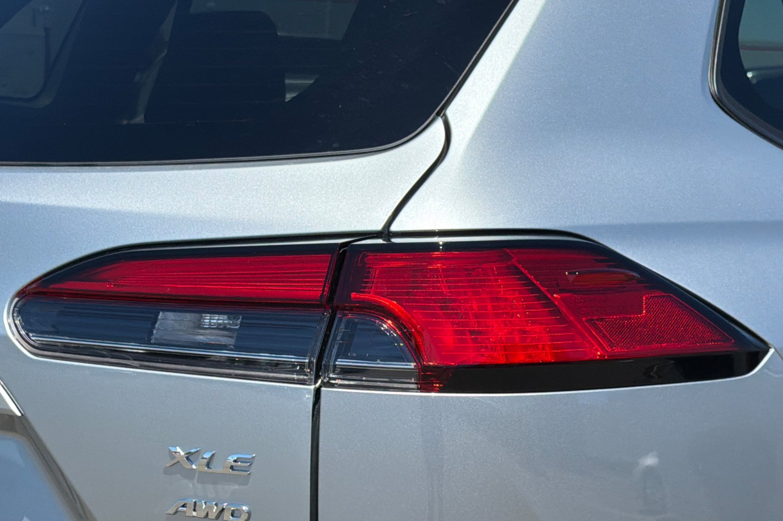 New 2026 Sonic Silver Toyota XLE image 26