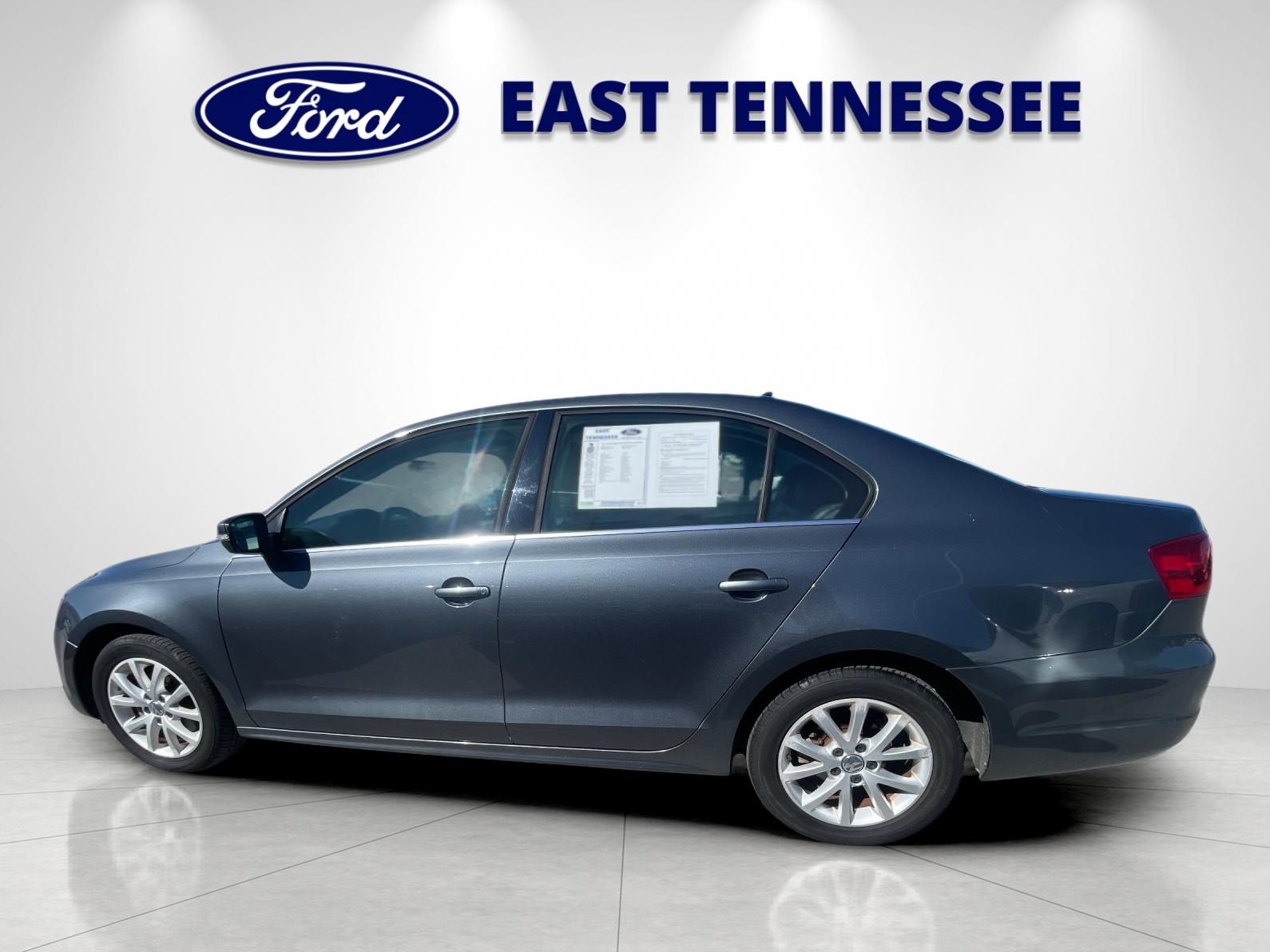 Used 2013 Gray Volkswagen 2.5L SE image 6