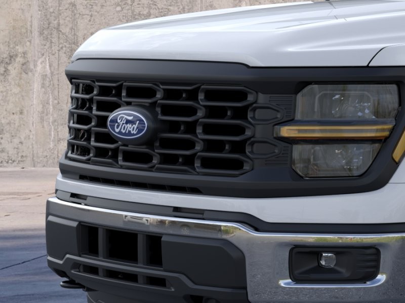 New 2026 Oxford White Ford 4X4 CREW XL HYB image 17