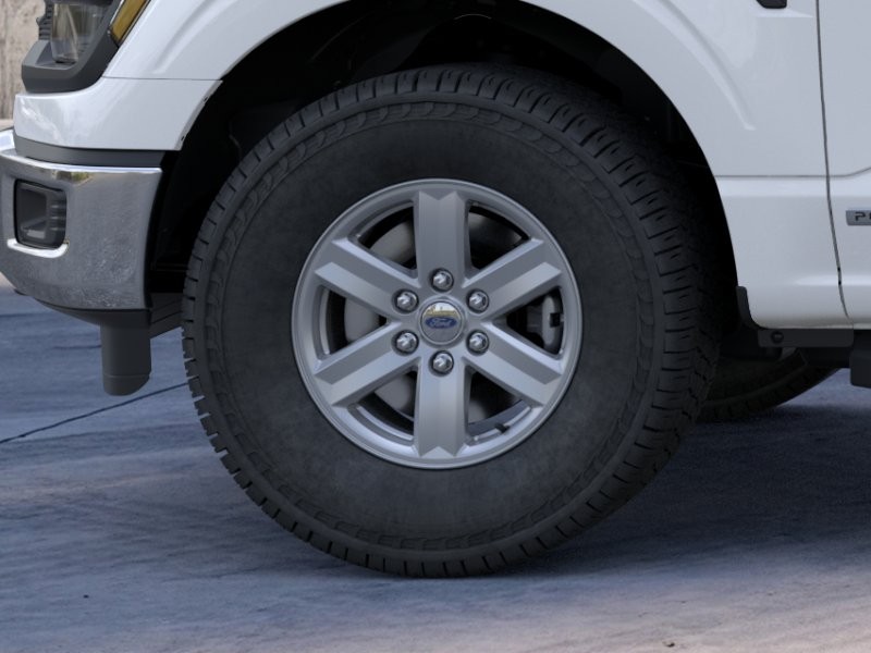 New 2026 Oxford White Ford 4X4 CREW XL HYB image 19