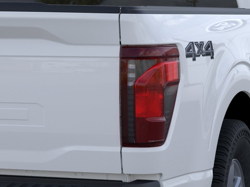 New 2026 Oxford White Ford 4X4 CREW XL HYB image 21