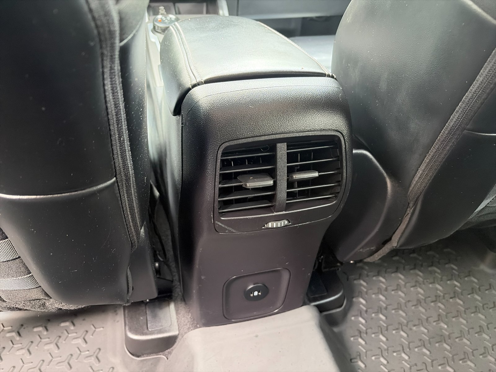 Used 2025 Desert Sand Ford Outer Banks image 15