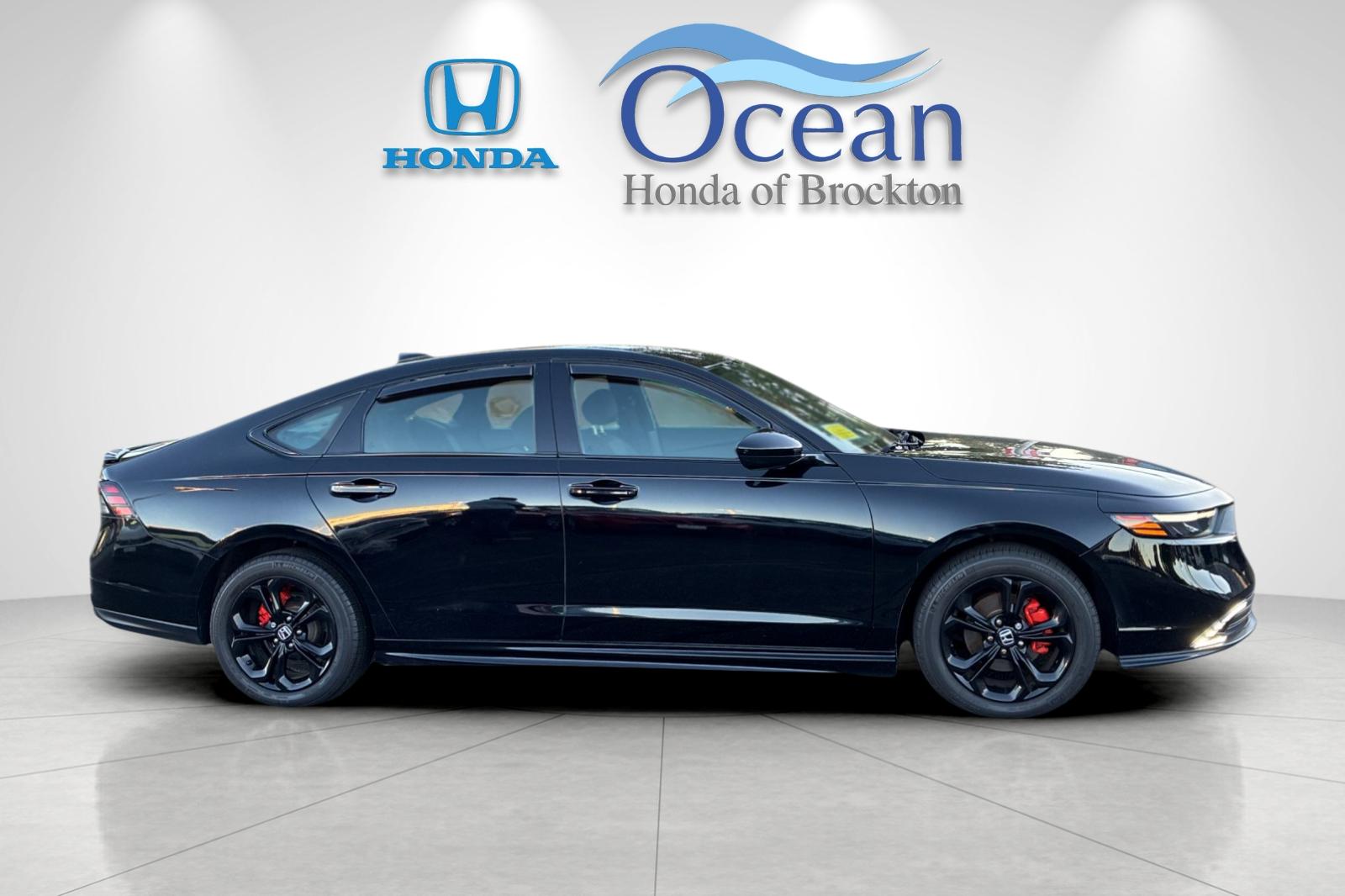 Used 2023 Crystal Black Pearl Honda EX image 2
