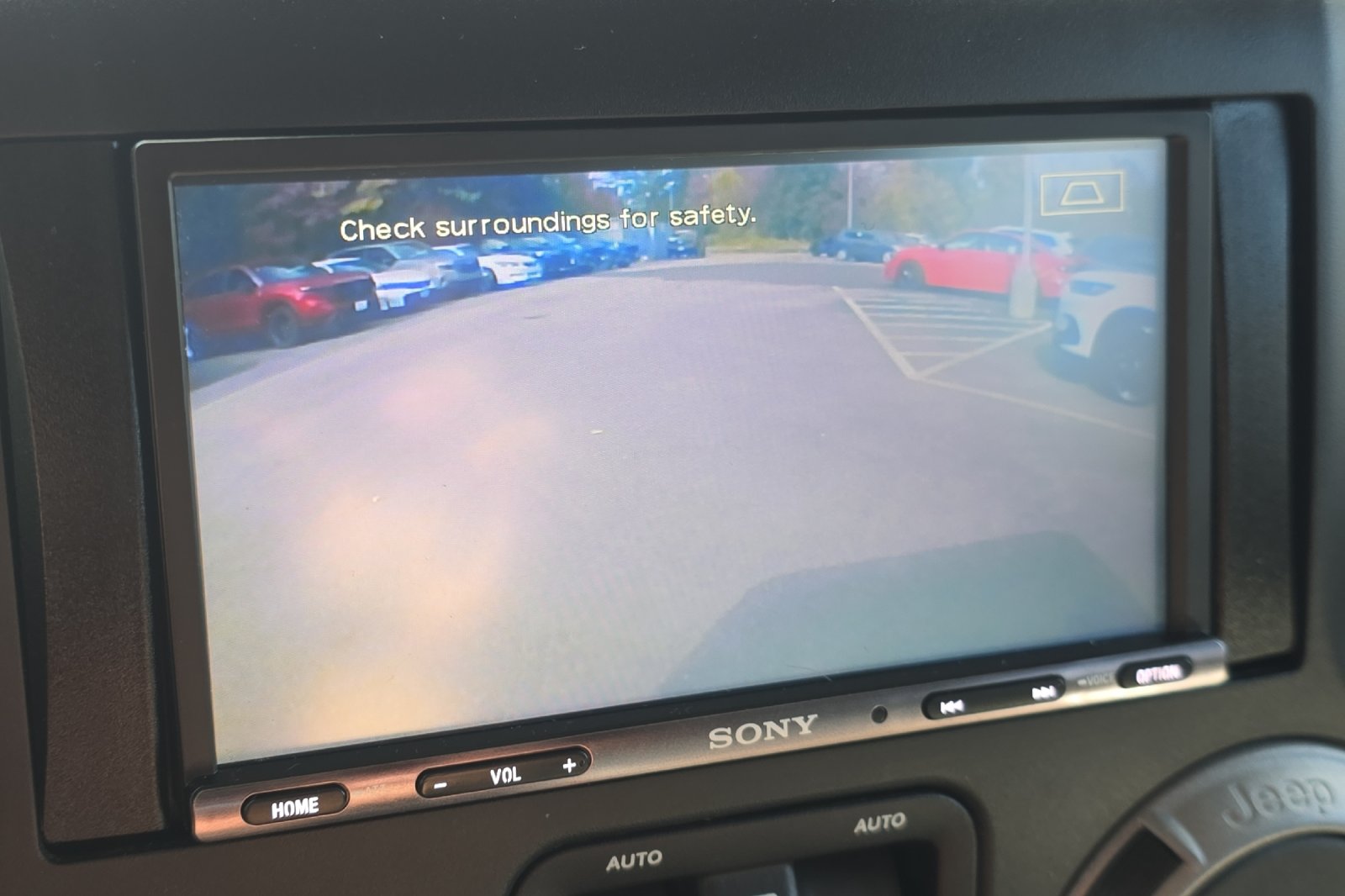 Used 2016 Billet Silver Metallic Clearcoat Jeep Unlimited Sport image 19
