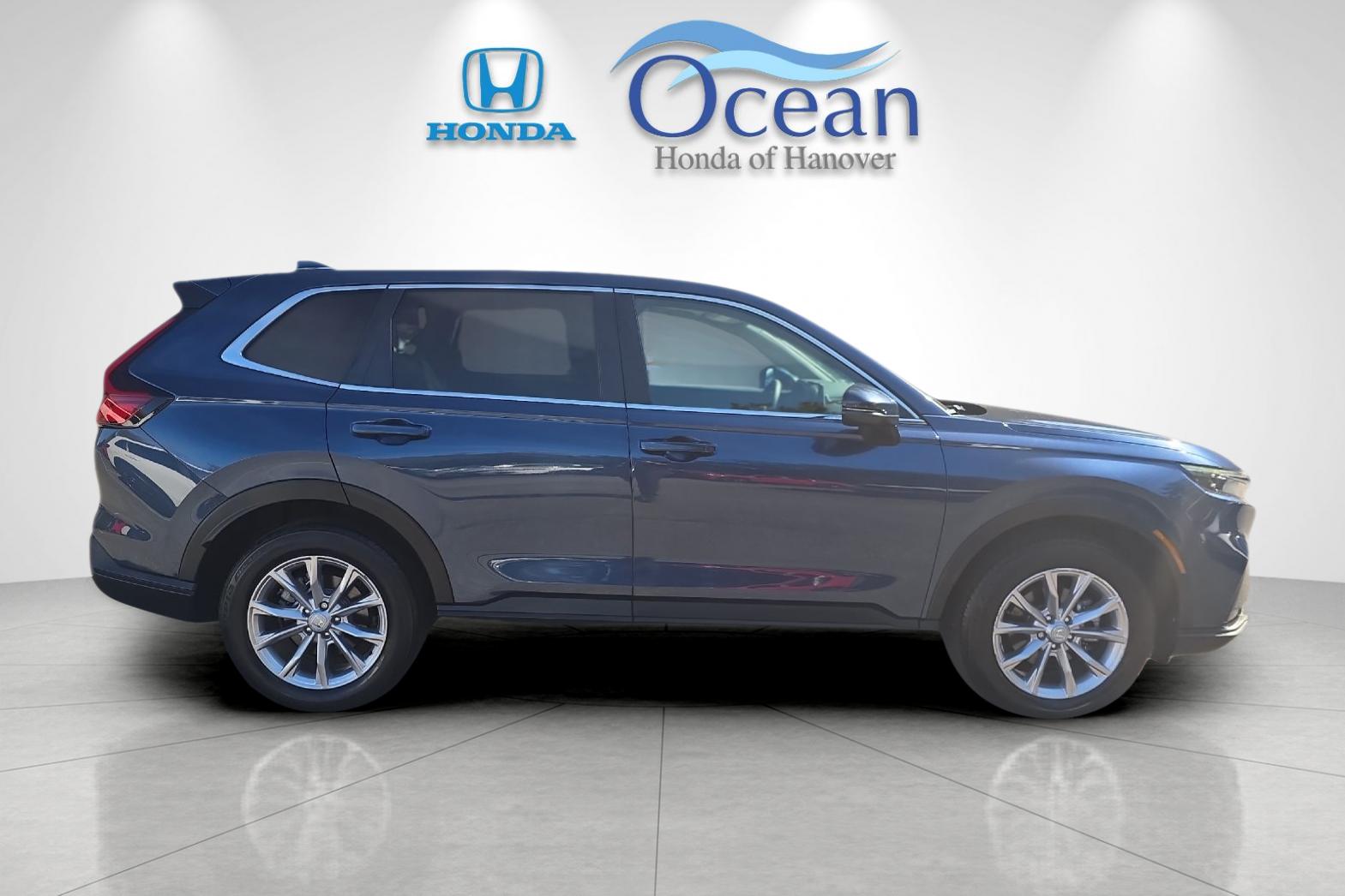 Used 2024 Meteorite Gray Metallic Honda EX image 2
