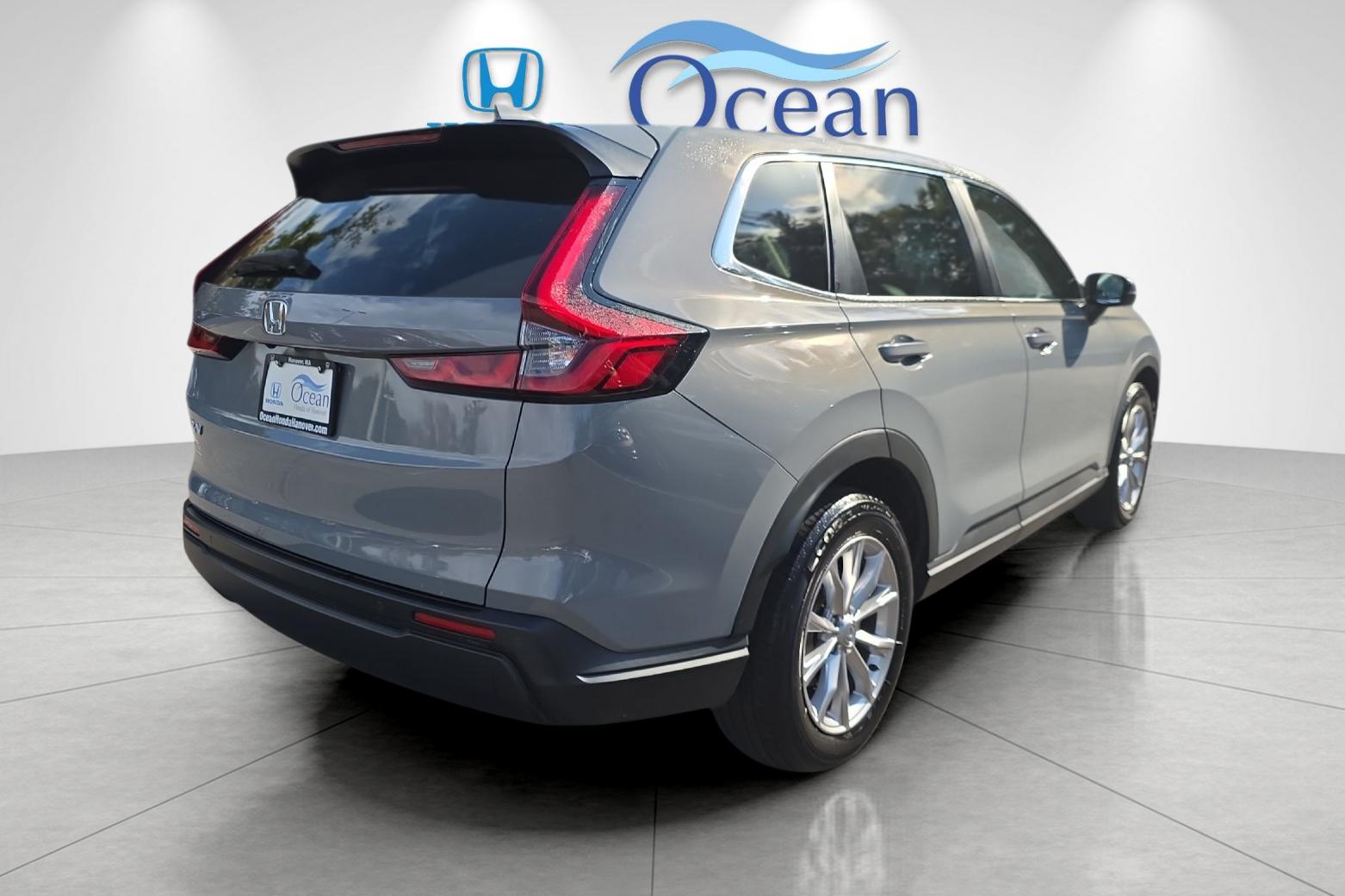 Used 2023 Urban Gray Pearl Honda EX-L image 3