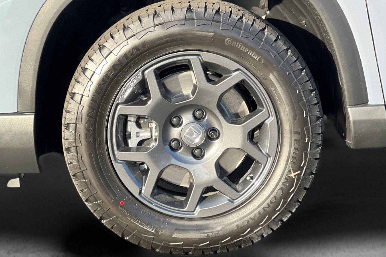 New 2026 Sonic Gray Pearl Honda TrailSport image 34
