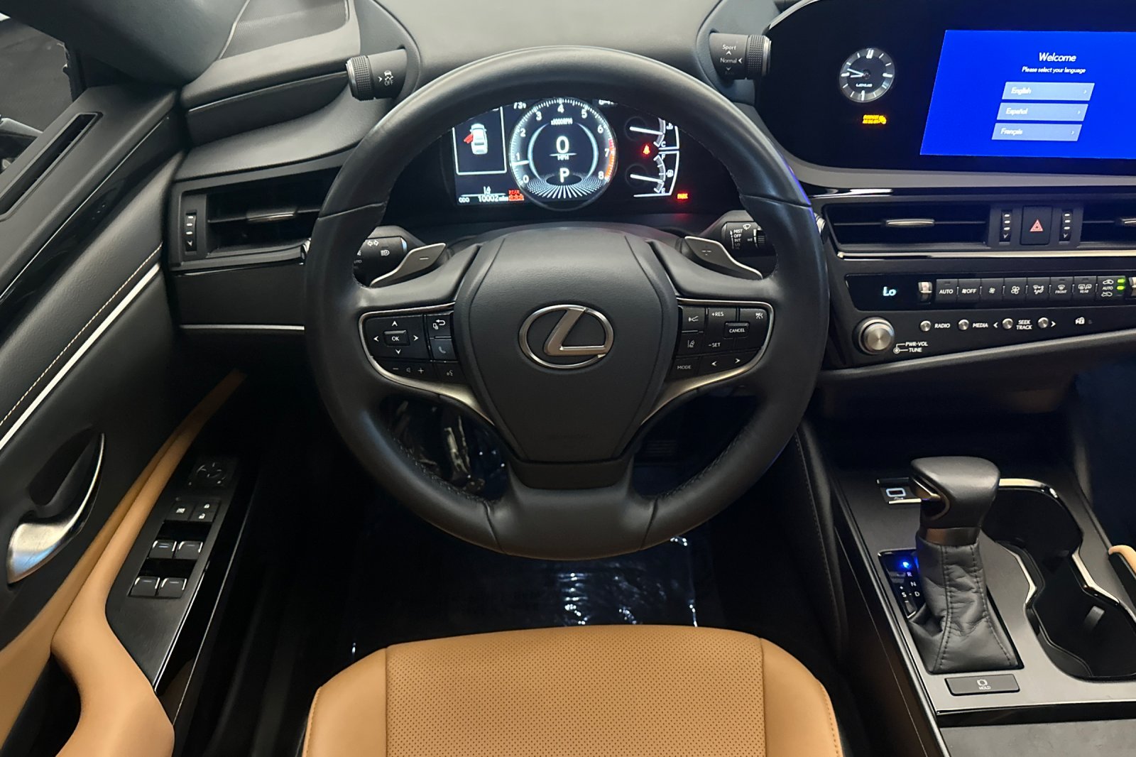 Used 2025 Silver Lexus 350 image 14