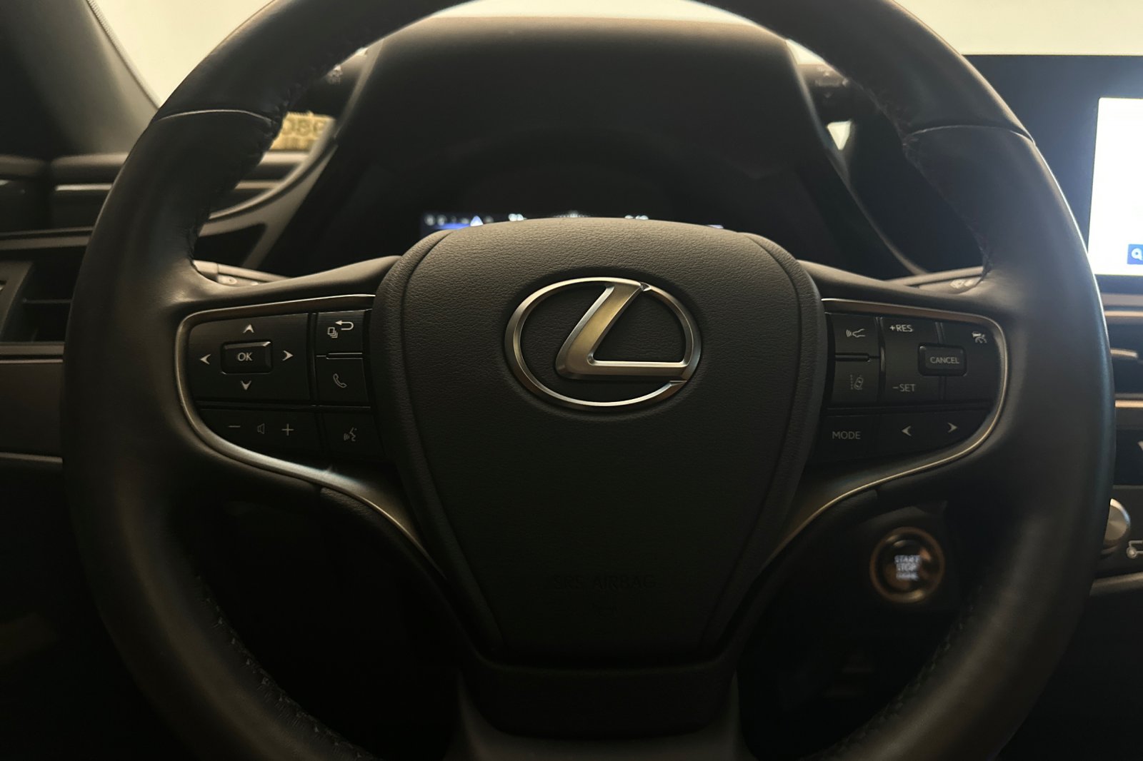 Used 2025 Silver Lexus 350 image 22