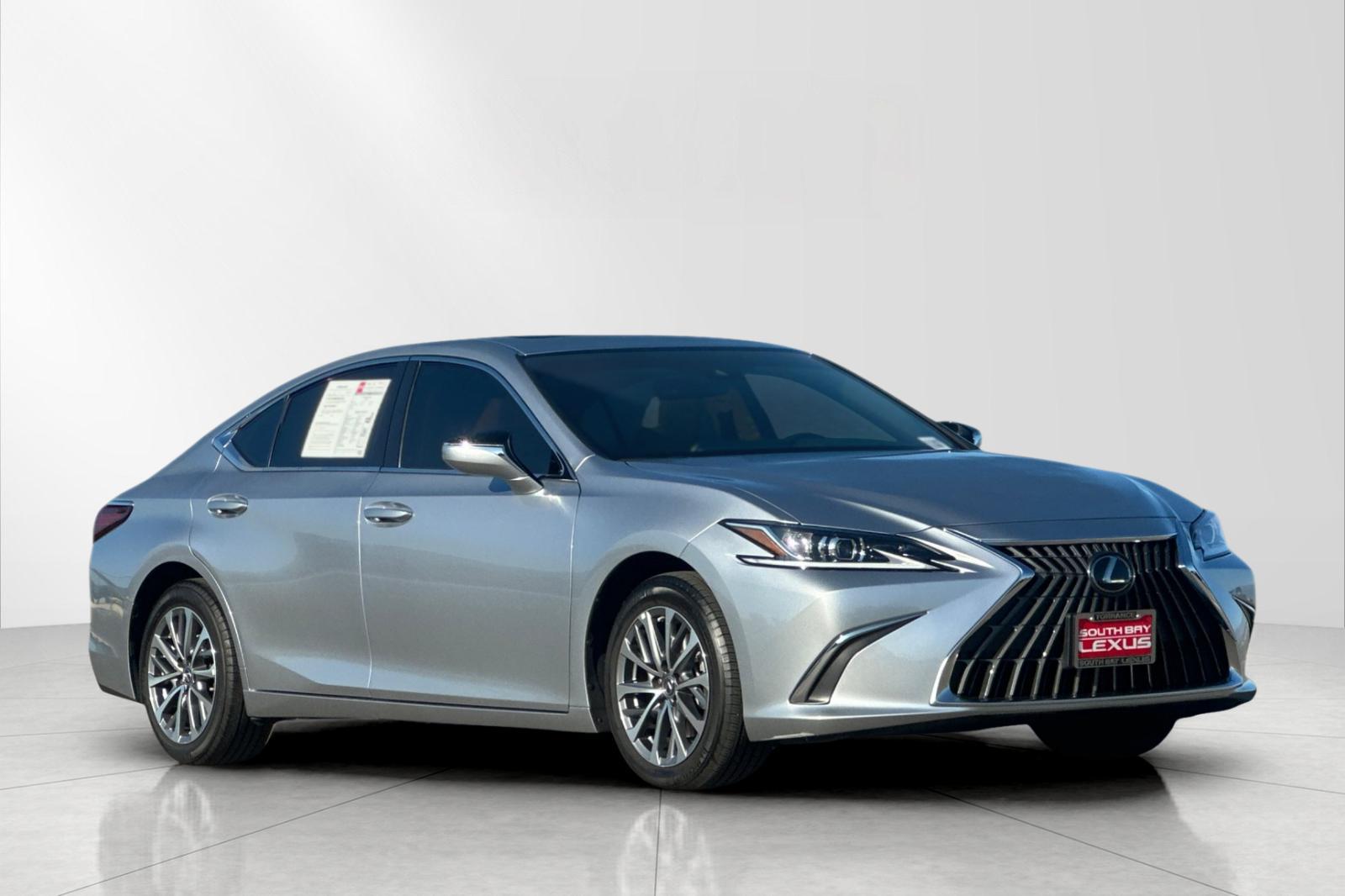 Used 2025 Silver Lexus 350 image 8