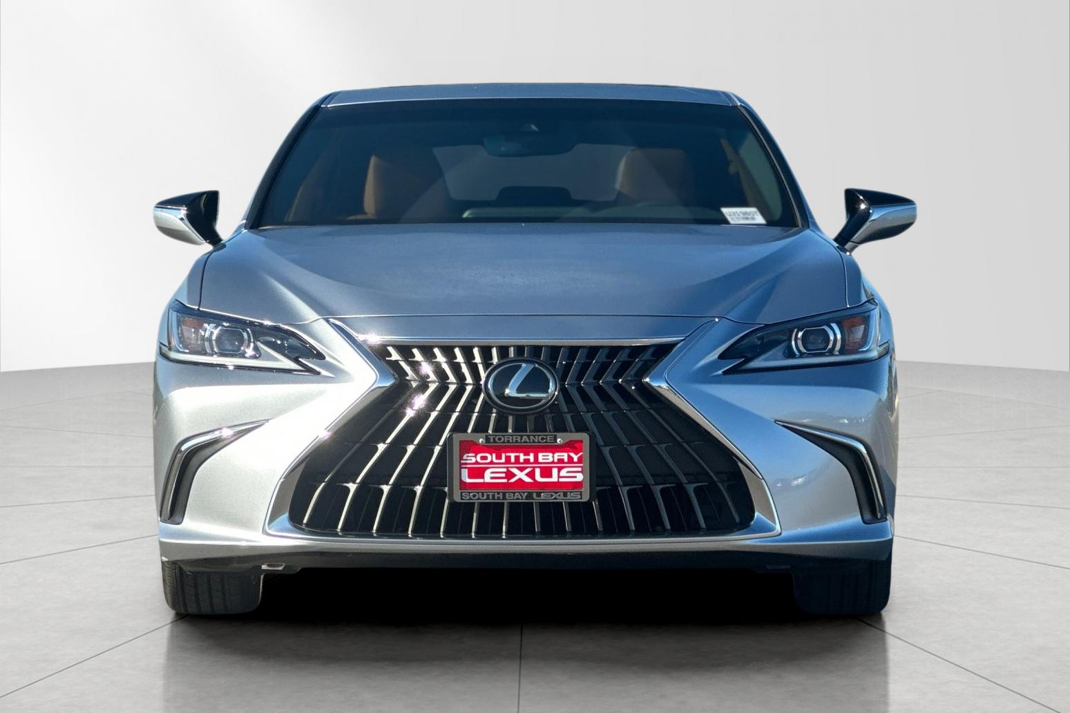 Used 2025 Silver Lexus 350 image 9