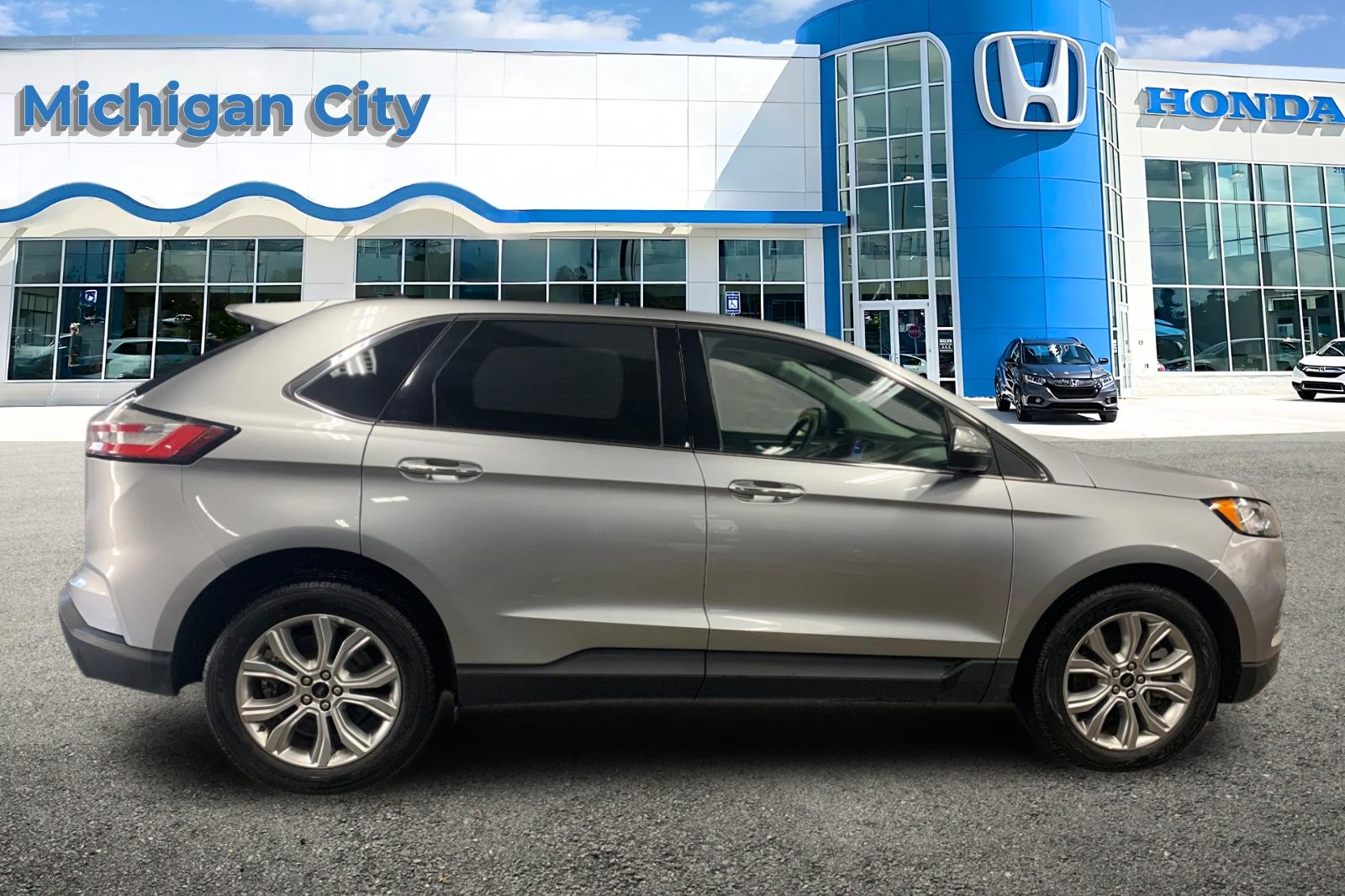 Used 2024 Silver Ford Titanium image 2
