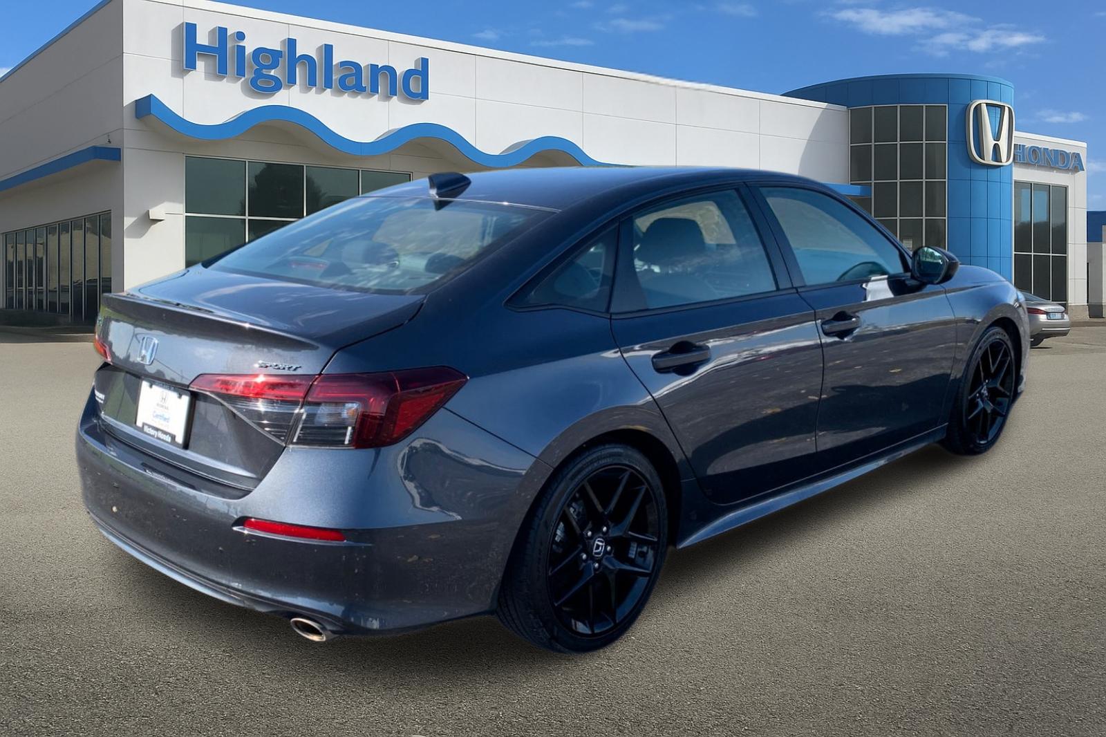 Certified Used 2025  Honda Sport image 5