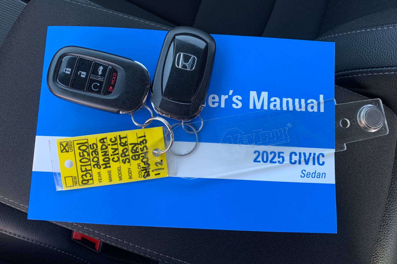 Certified Used 2025  Honda Sport image 11