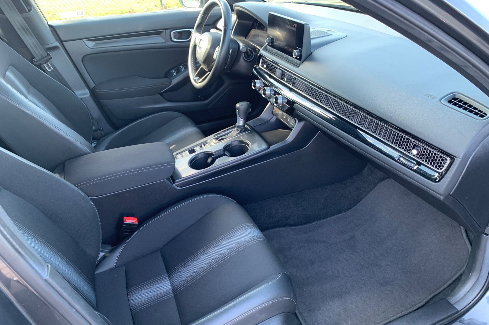 Certified Used 2025  Honda Sport image 19