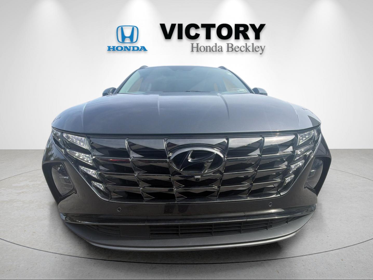 Used 2024 Dark Gray Metallic Hyundai Limited image 8