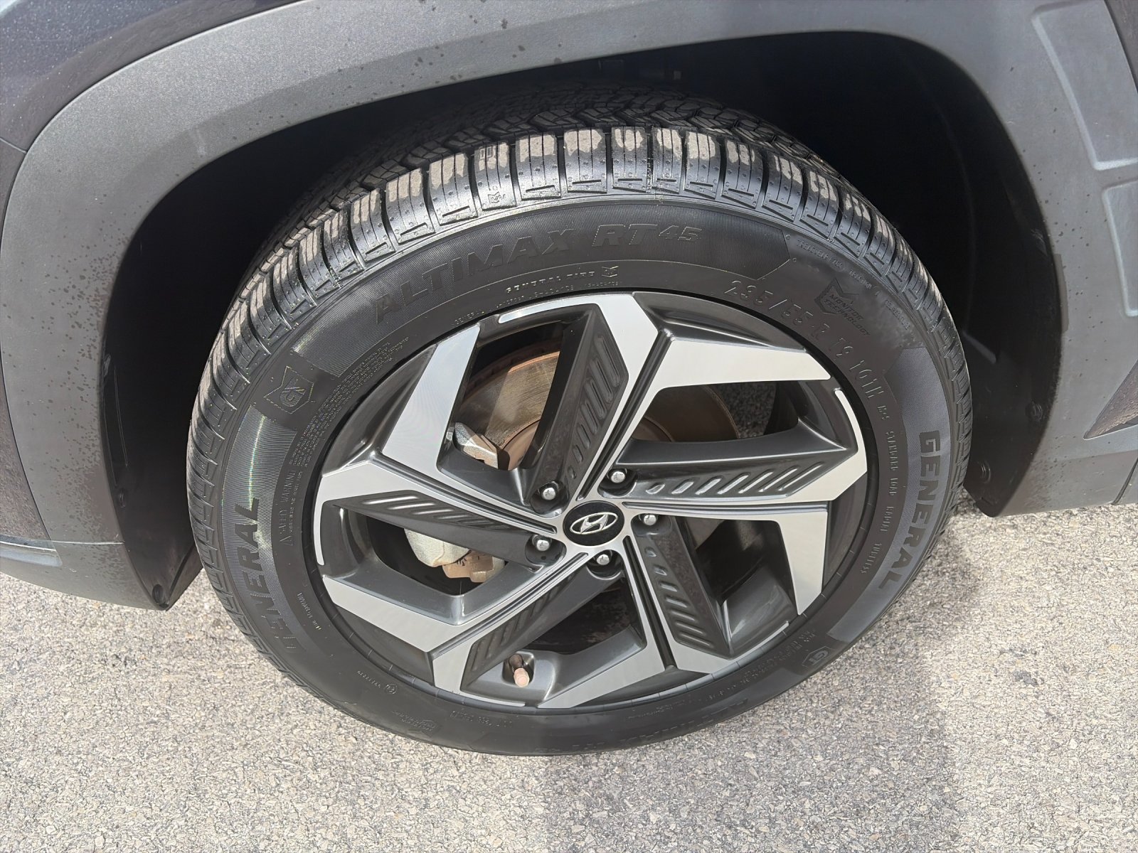 Used 2024 Dark Gray Metallic Hyundai Limited image 9