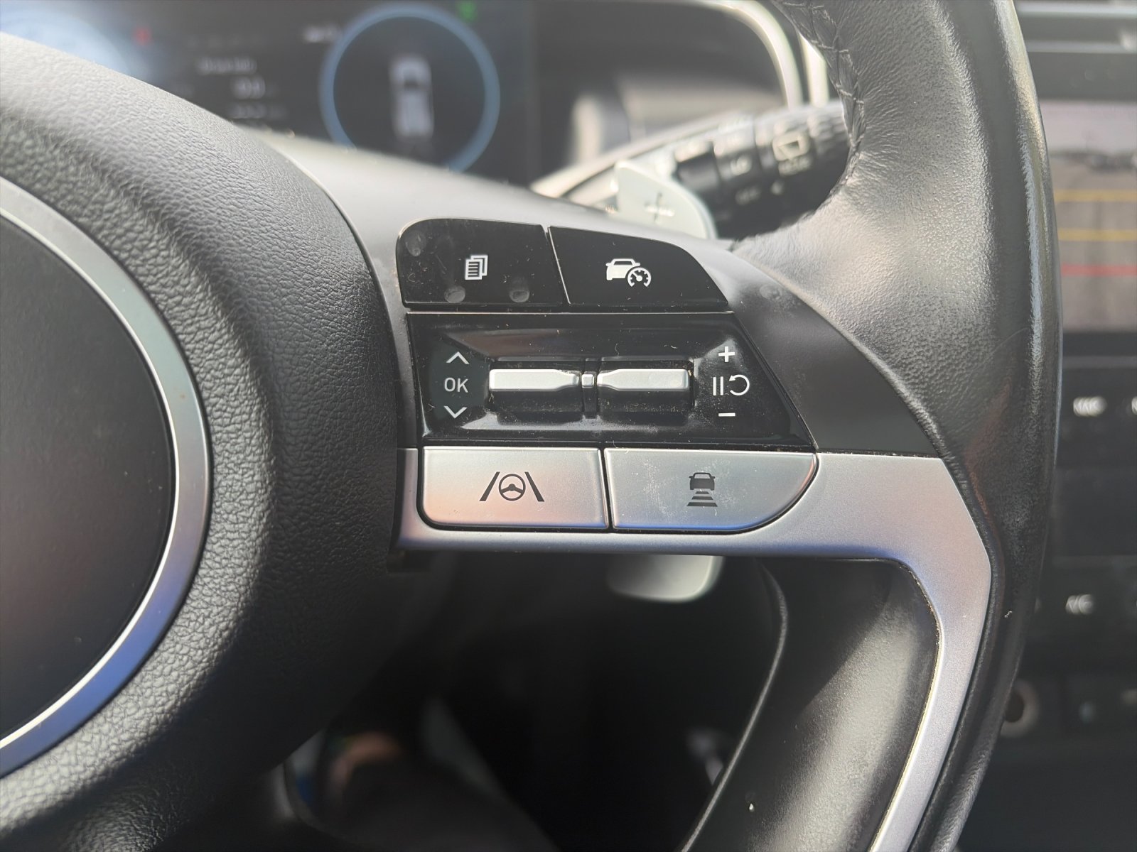 Used 2024 Dark Gray Metallic Hyundai Limited image 29