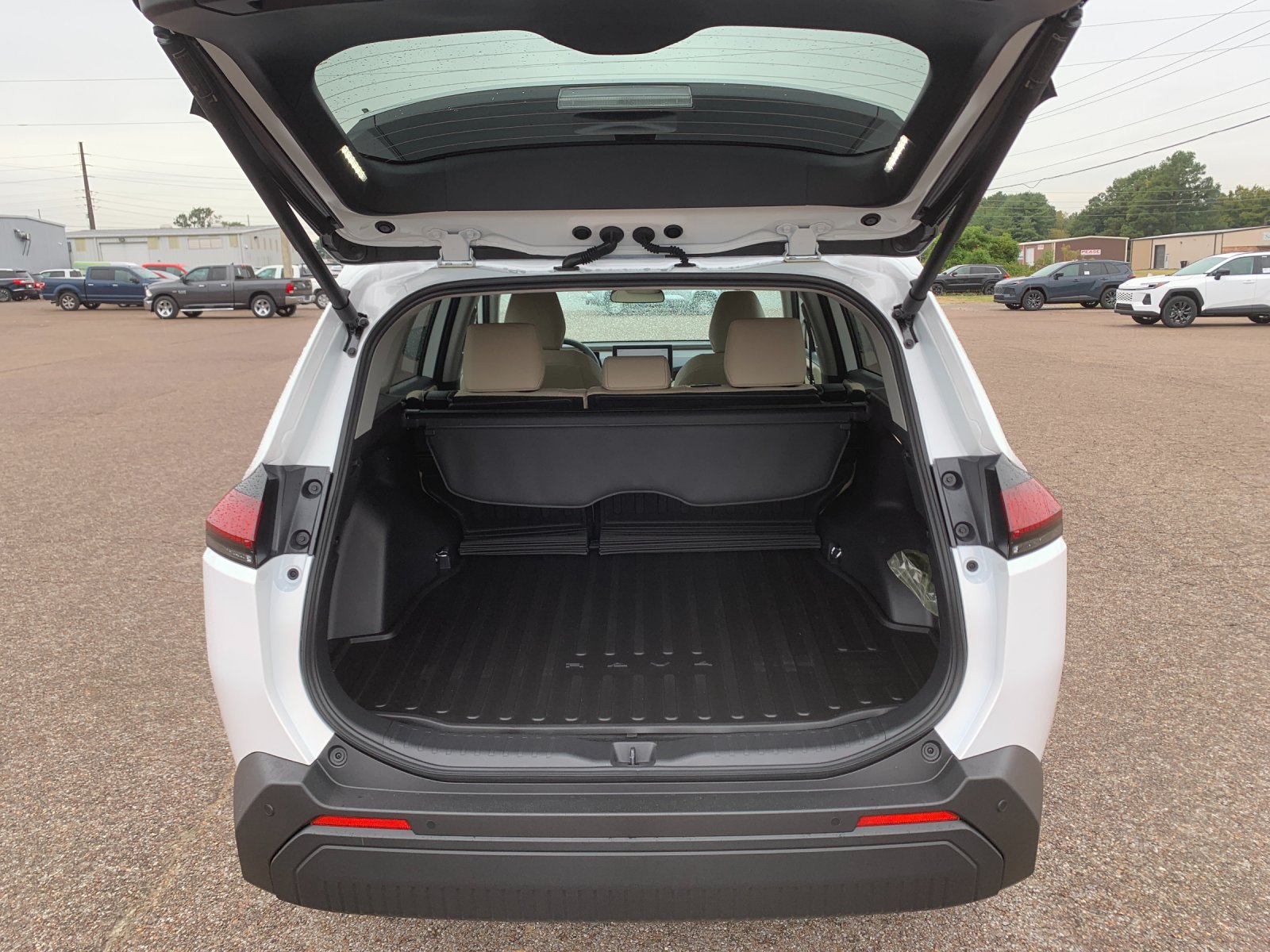 New 2026 White Toyota XLE Premium image 18