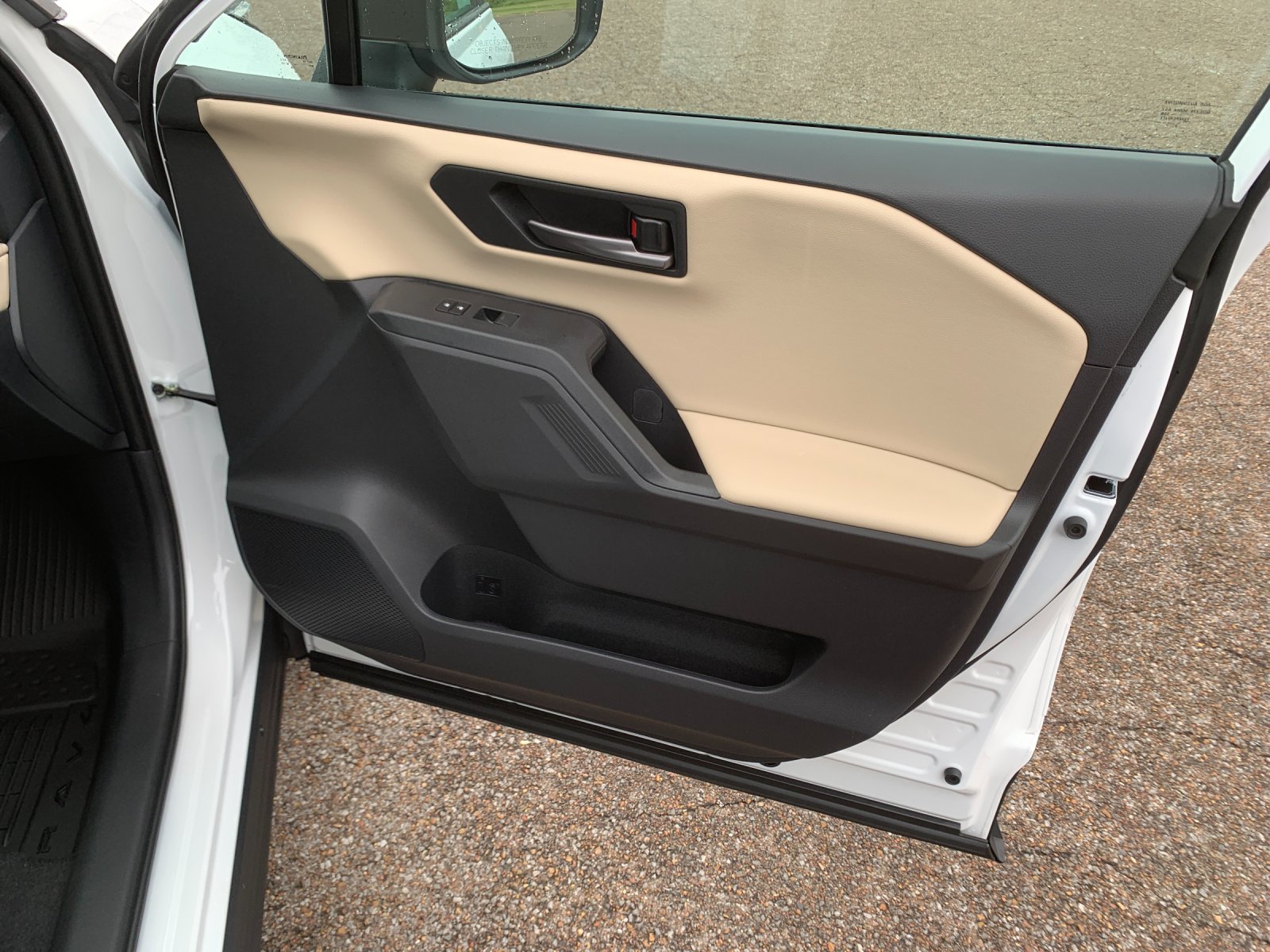 New 2026 White Toyota XLE Premium image 20