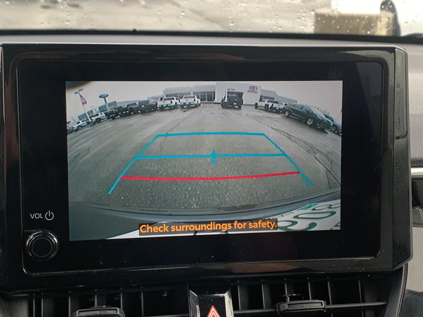 Used 2023  Toyota L image 22