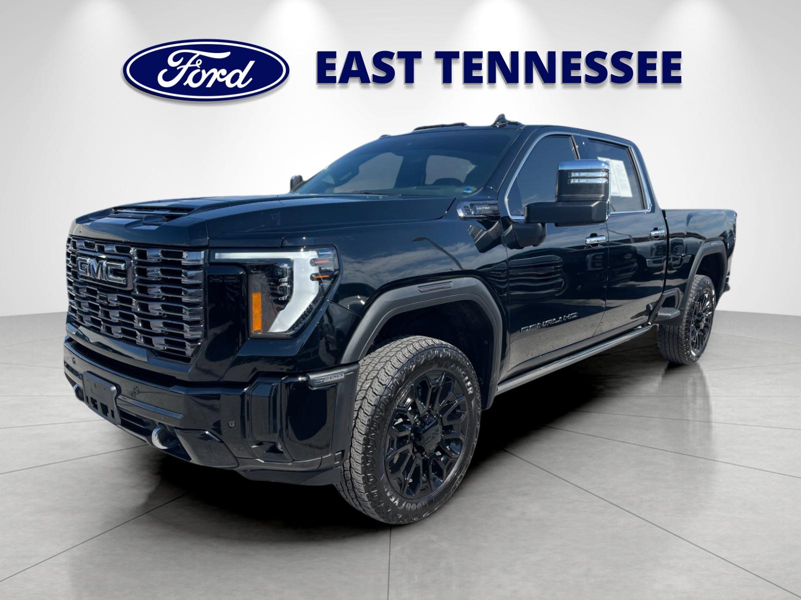 Used 2026 Black GMC Denali Ultimate image 7