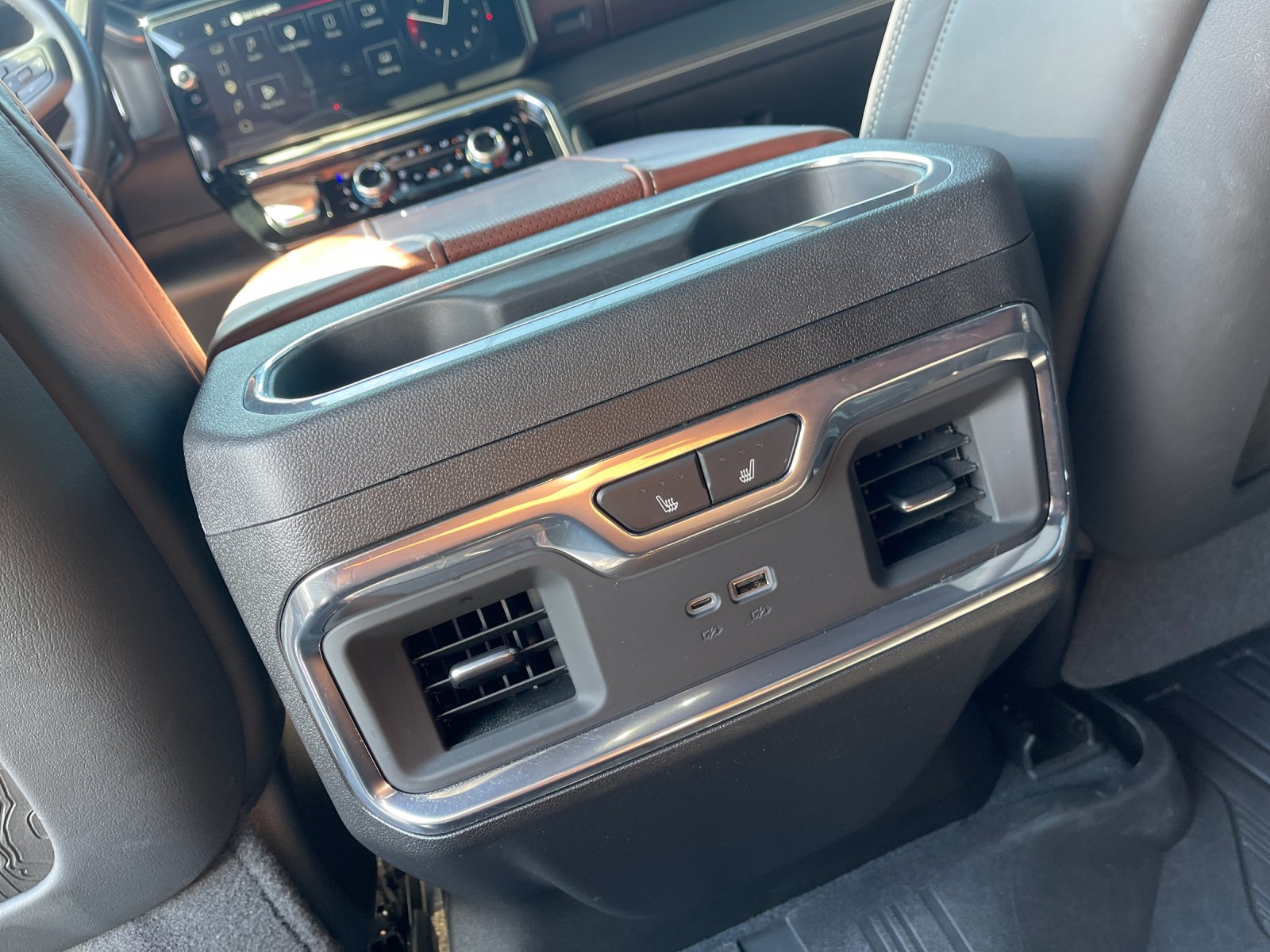 Used 2026 Black GMC Denali Ultimate image 15