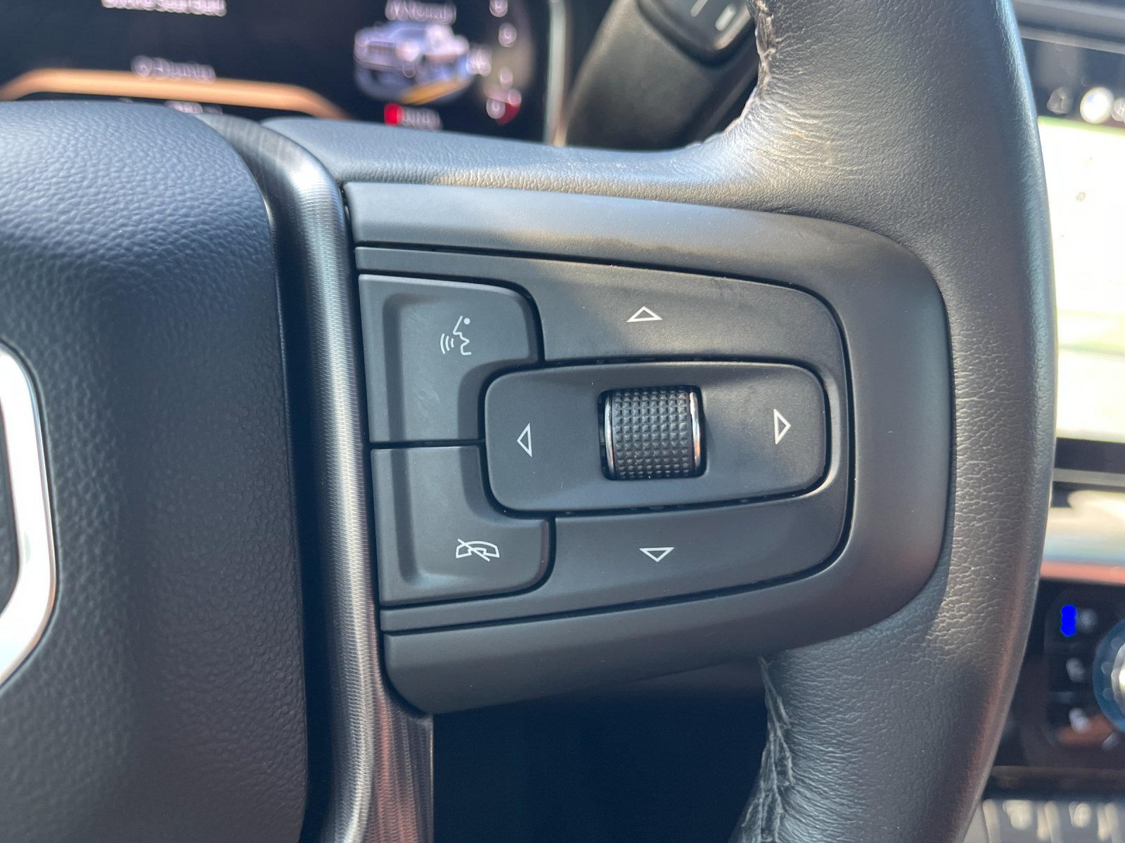 Used 2026 Black GMC Denali Ultimate image 30