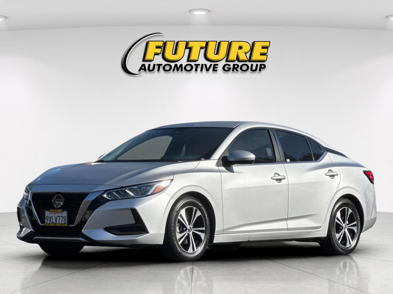 Used 2021 Silver Nissan SV image 7