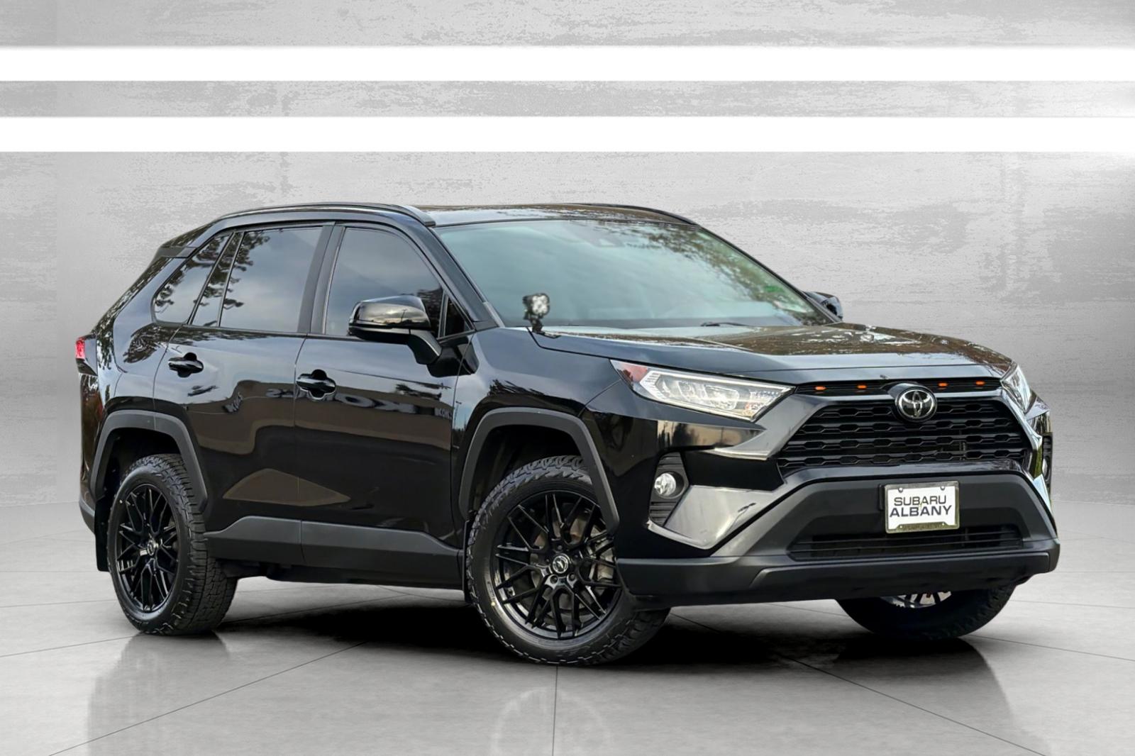 2020 Toyota RAV4 XLE