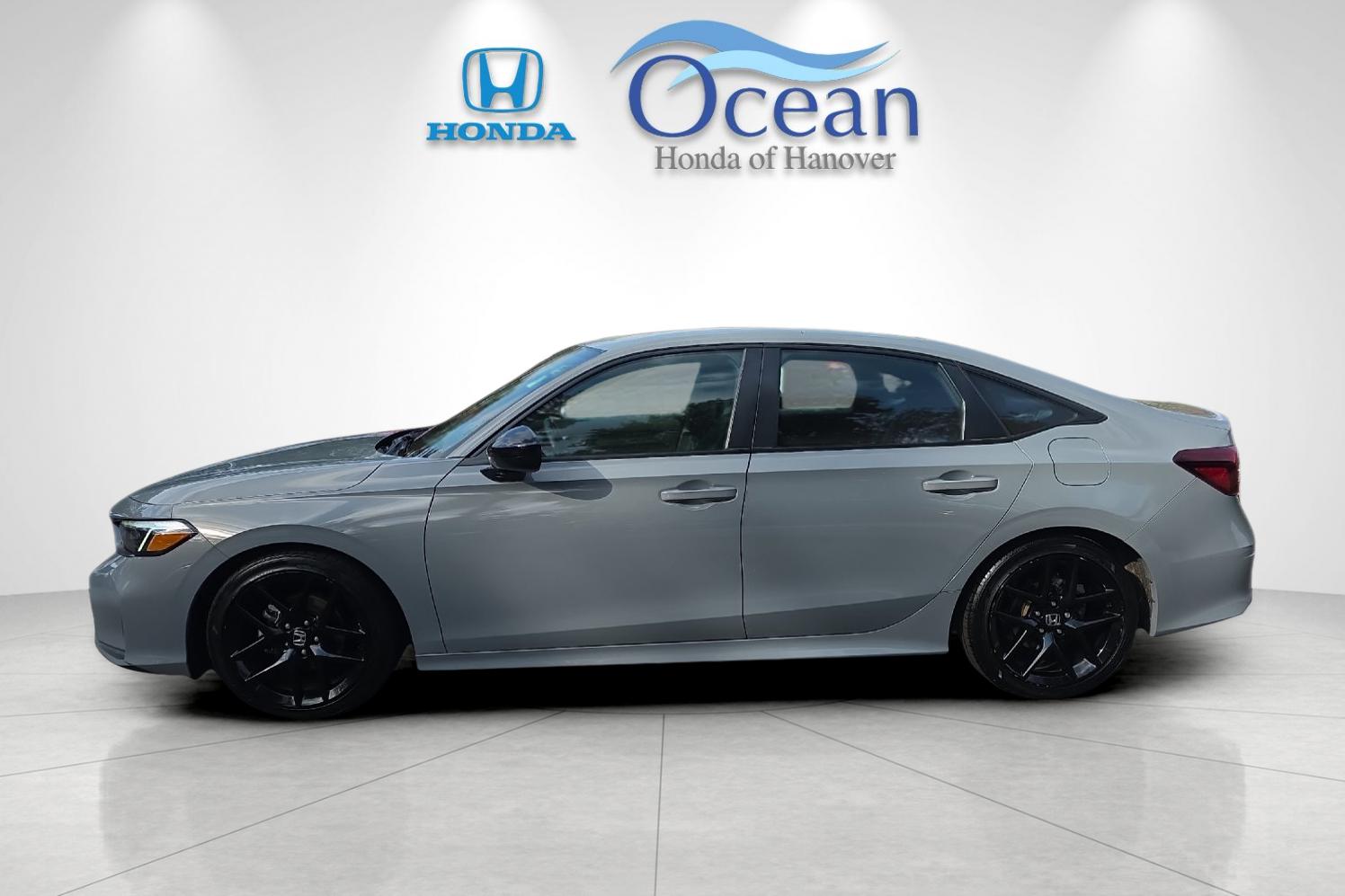 Used 2025 Urban Gray Pearl Honda Sport image 6