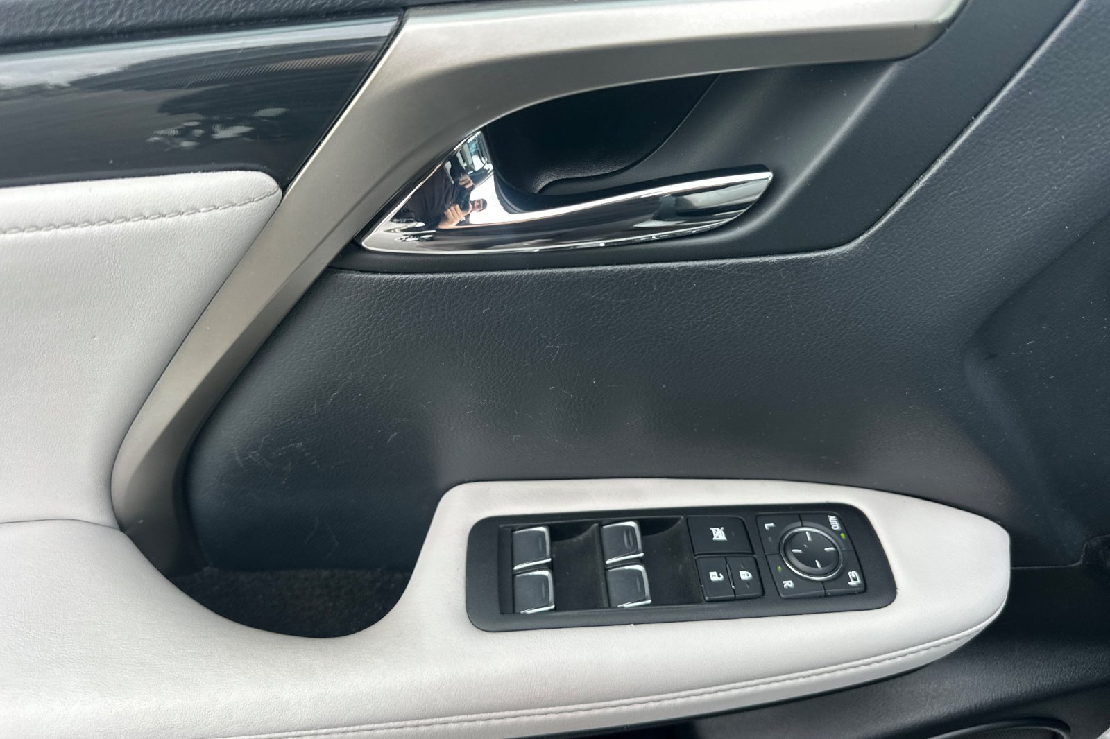 Certified Used 2022 Silver Lexus 350 image 11