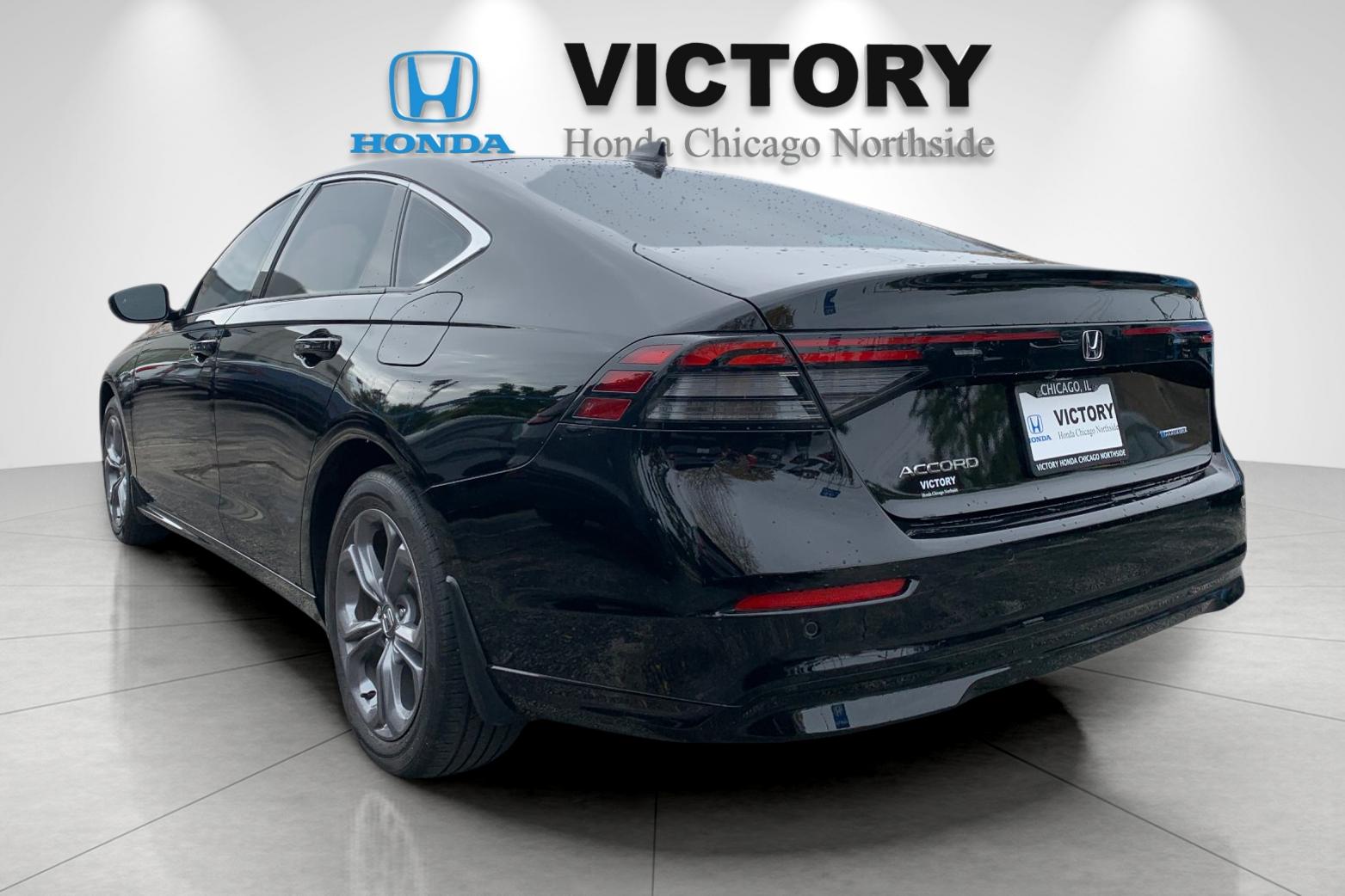 Certified Used 2024  Honda EX-L image 4