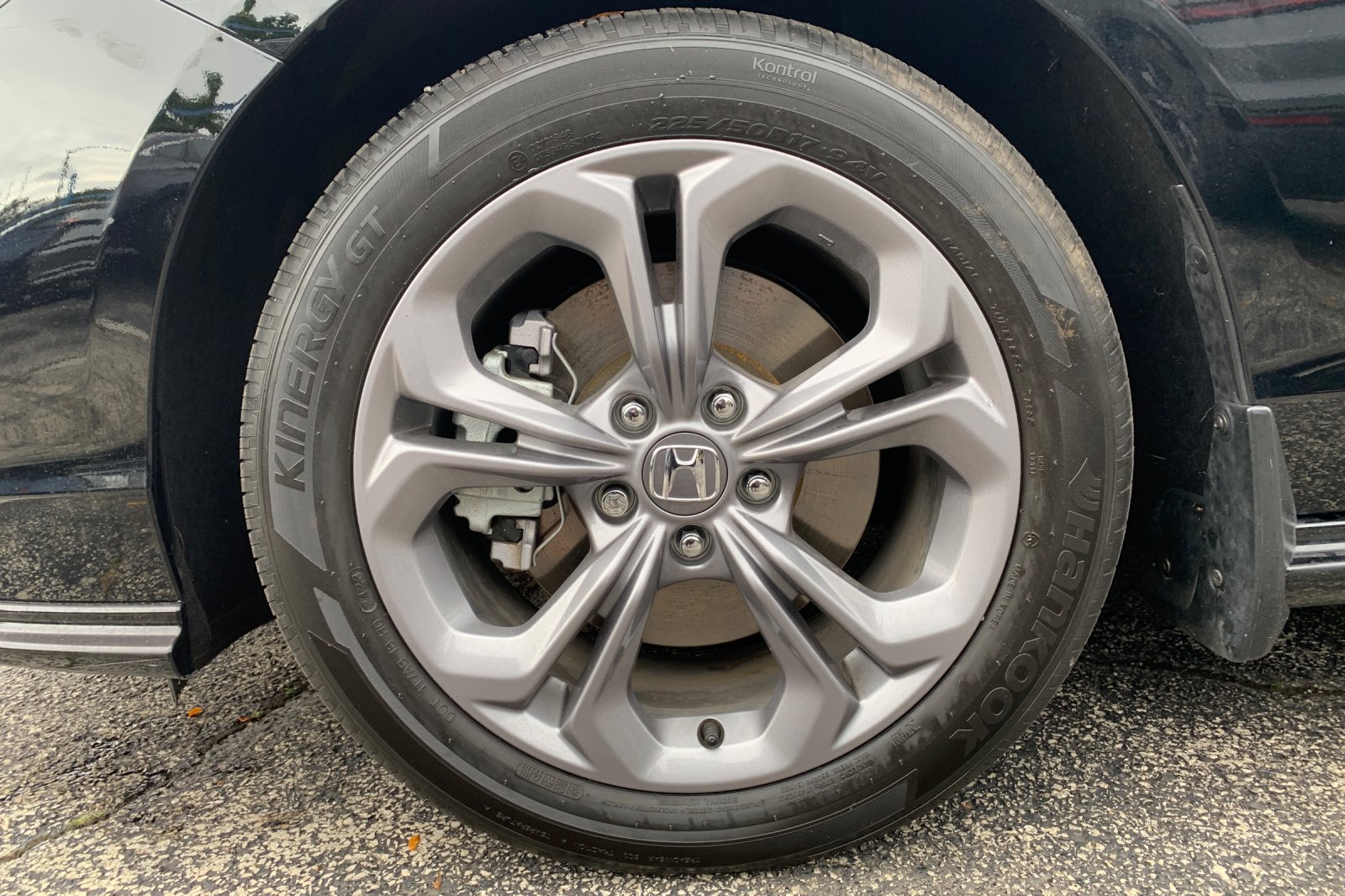 Certified Used 2024  Honda EX-L image 30