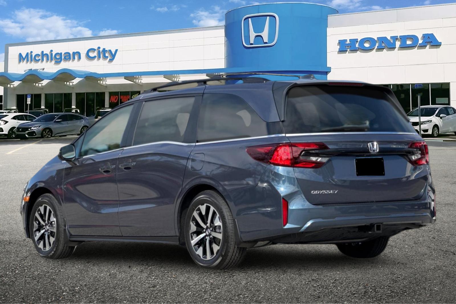 New 2027 Smoke Blue Pearl Honda EX-L image 3