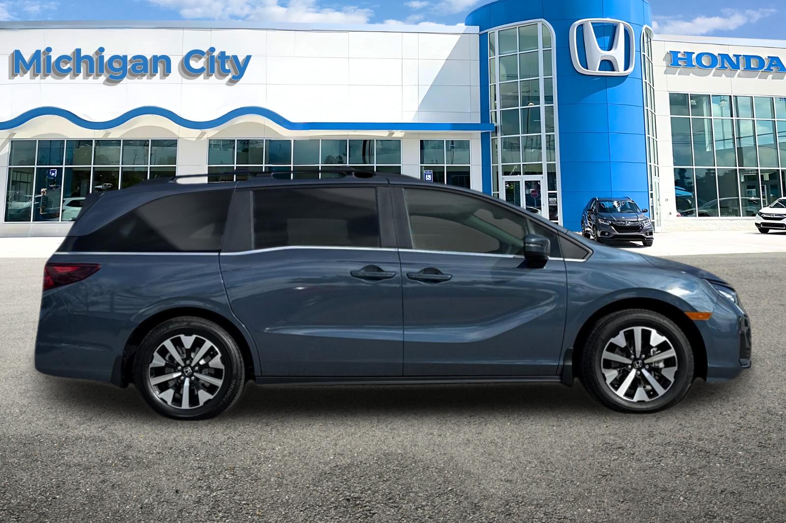 New 2027 Smoke Blue Pearl Honda EX-L image 6