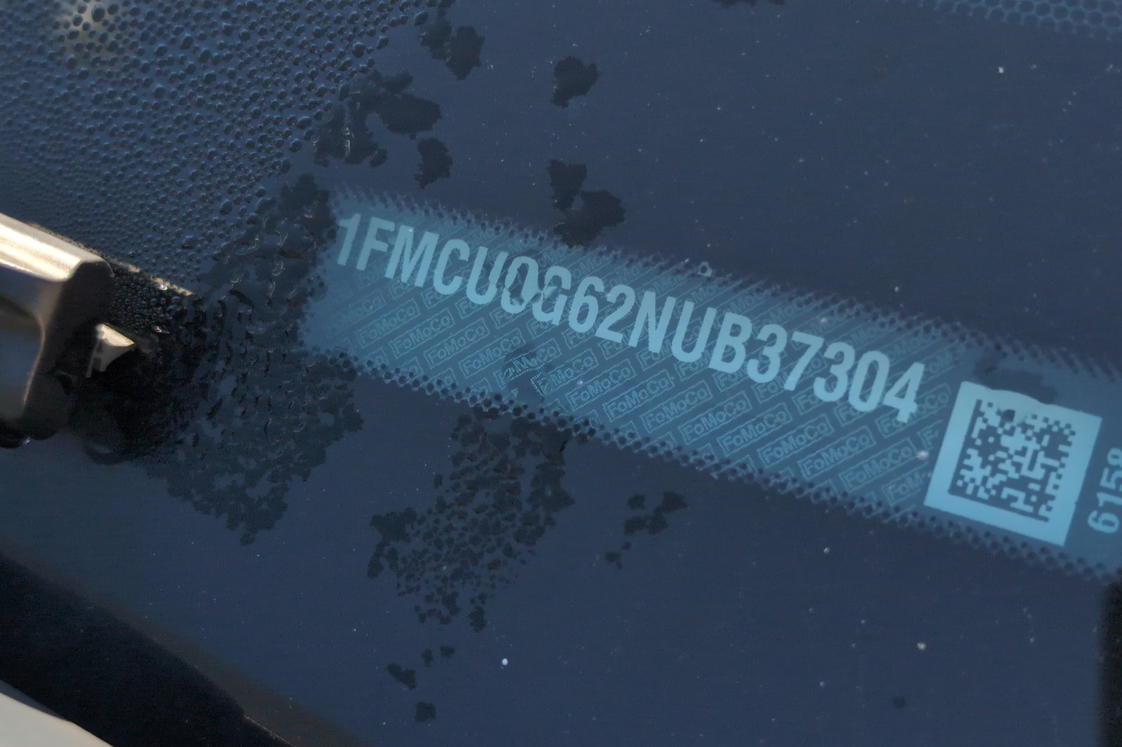 Used 2022 Black Ford SE image 16