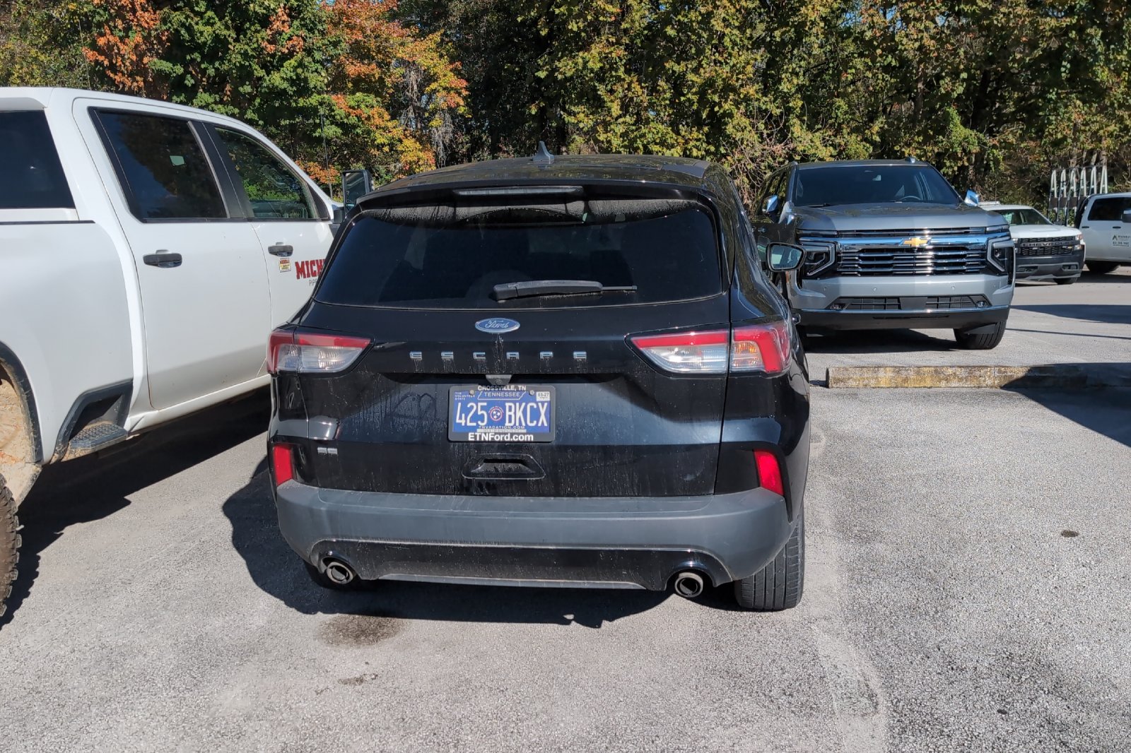Used 2022 Black Ford SE image 8