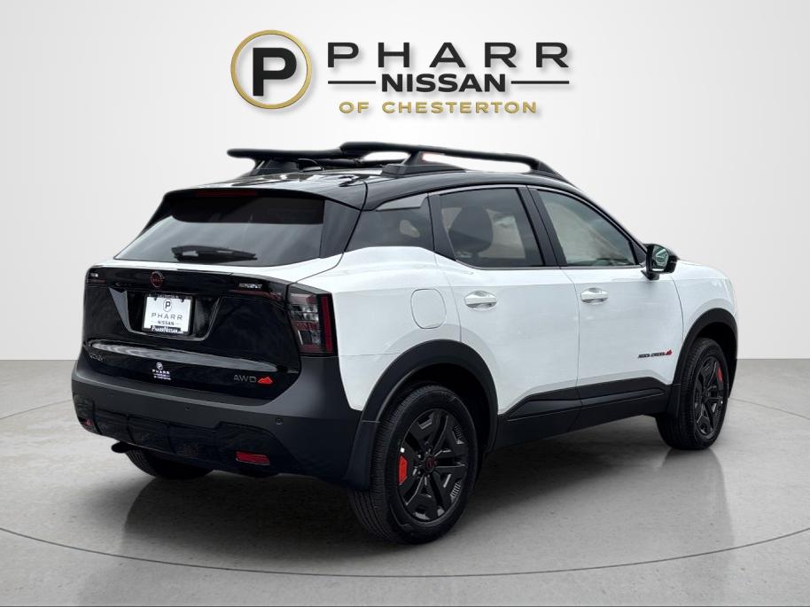 New 2027 Aspen White TriCoat / Super Black Two-tone Nissan Rock Creek® image 7
